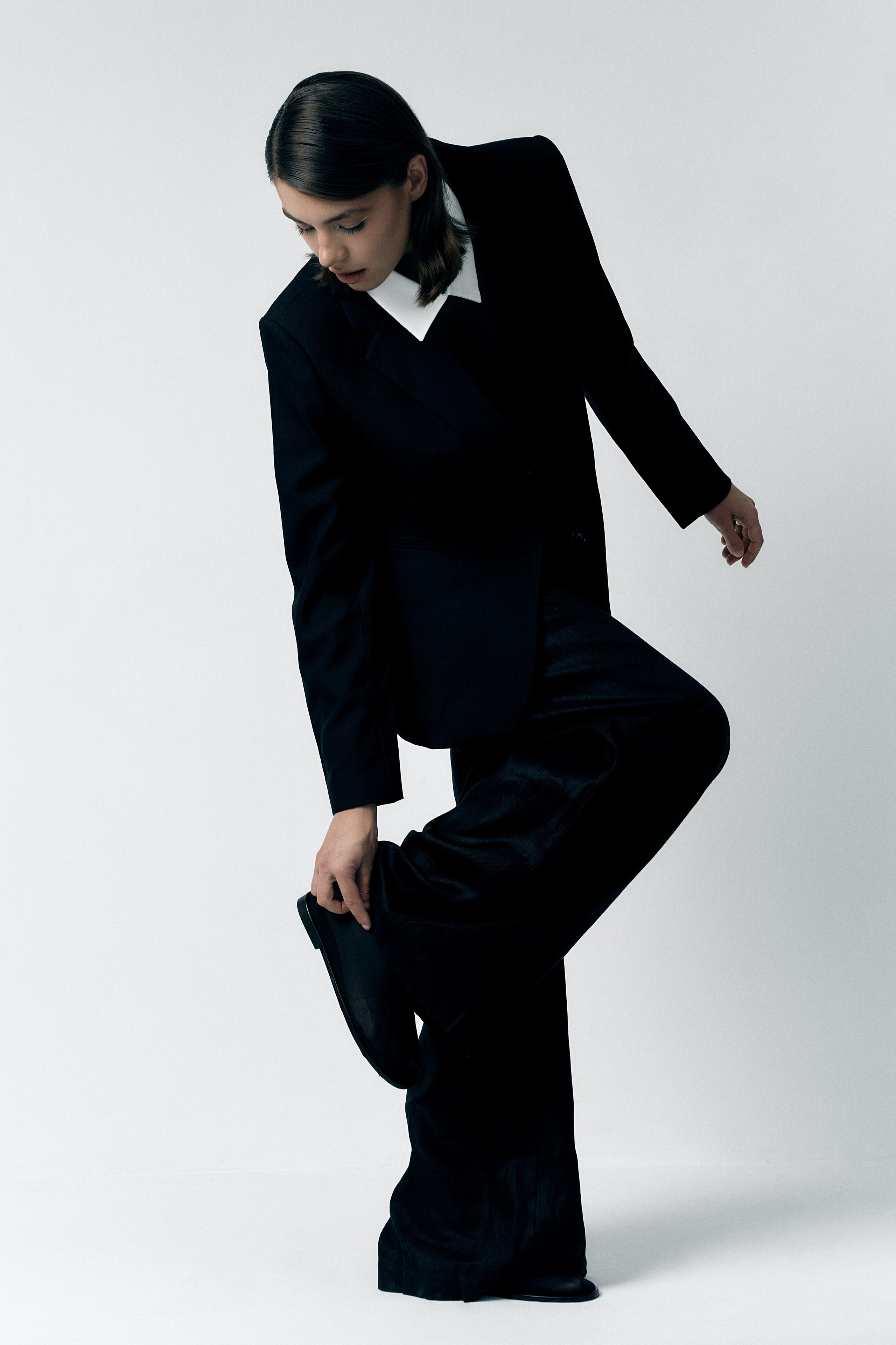 Suit. Фотограф в Москве. Каталог, лукбук, портреты