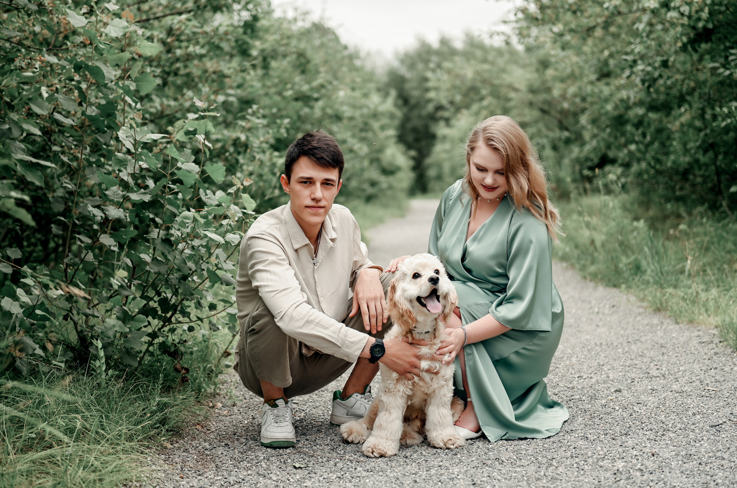 Love story прогулка вместе с песиком))). Свадебный, семейный, детский, контент фотограф в Омске Максим Ильин