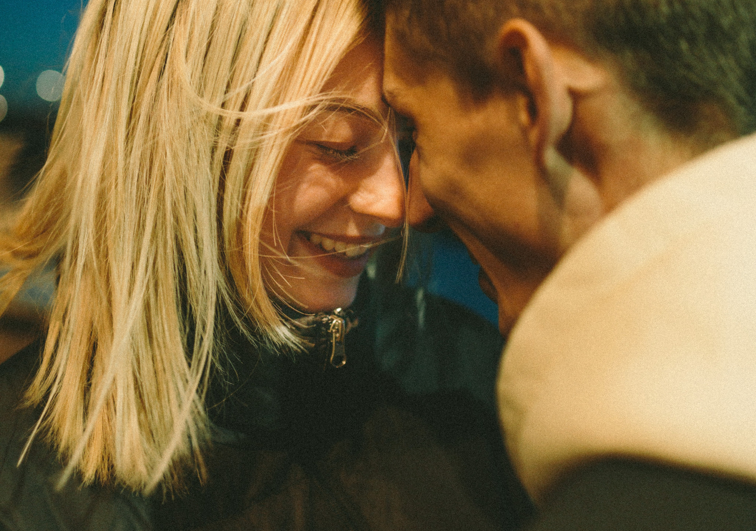 Прогулки по ночному городу. Lifestyle семейный и детский фотограф в Омске Иванова Екатерина