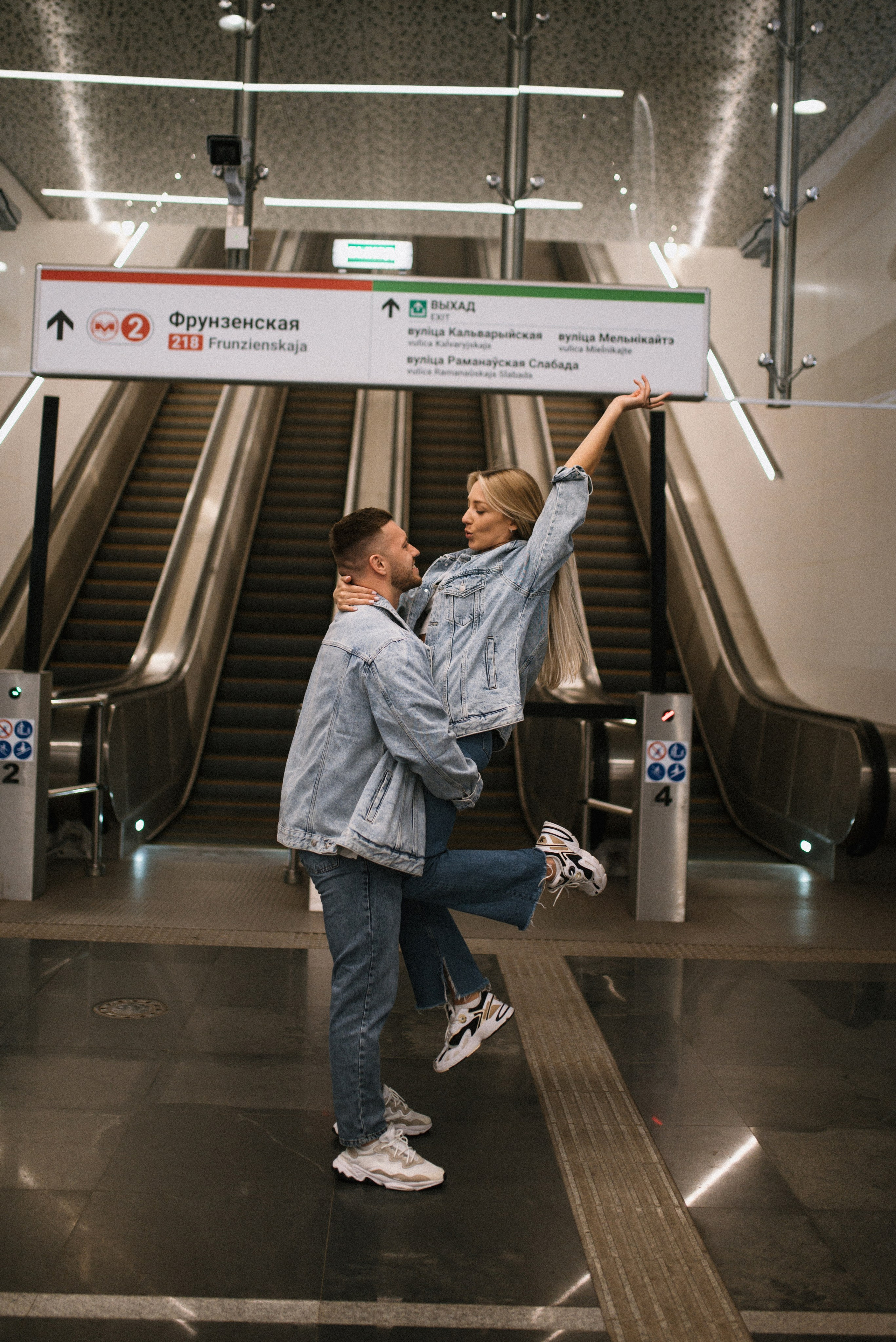 Пройдусь мурашками прямо по нам…. Свадебный фотограф в Минске и Санкт-Петербурге Вероника Аксенова