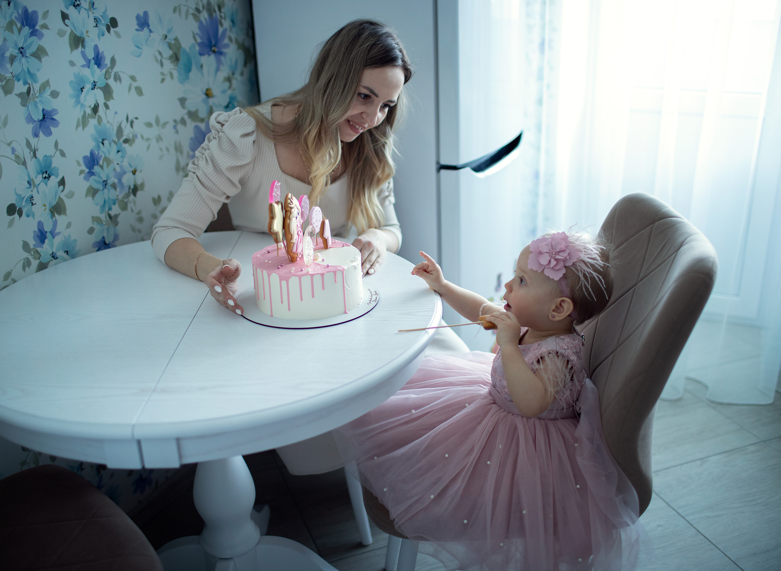 Ульяне годик. Семейный и детский фотограф в Саратове Полина Коткина