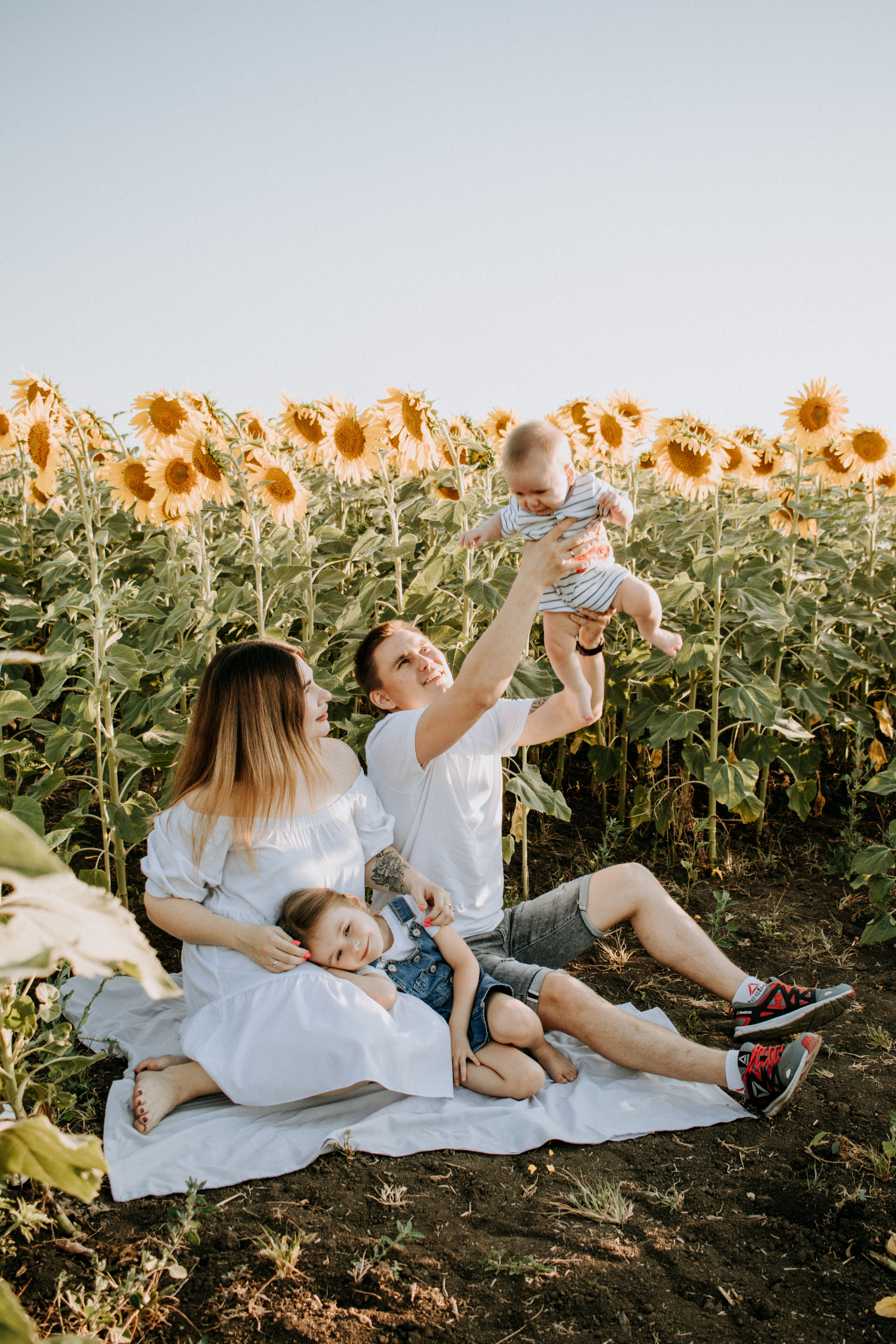 Матвей, Варя, Алена и Рома. Семейный фотограф Новочеркасск