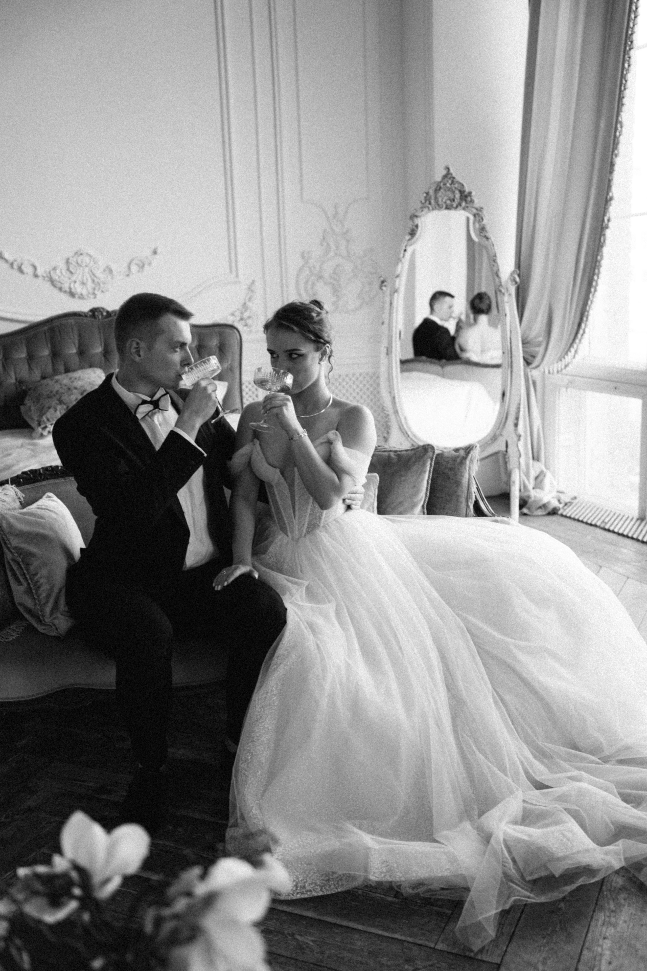 Свадебная фотосессия в студии. Фотограф Москва