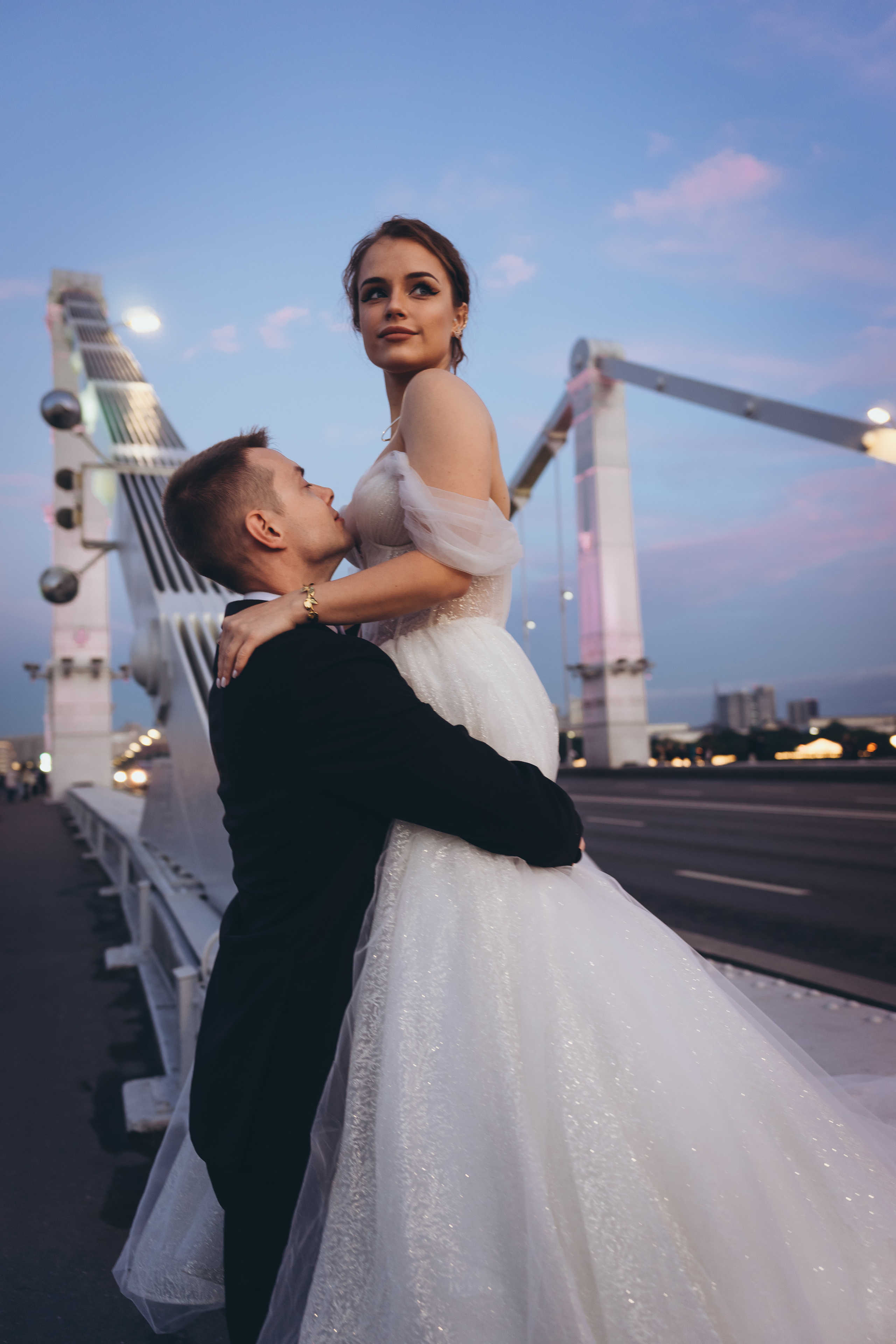 Свадебная лавстори на закате. Фотограф Москва