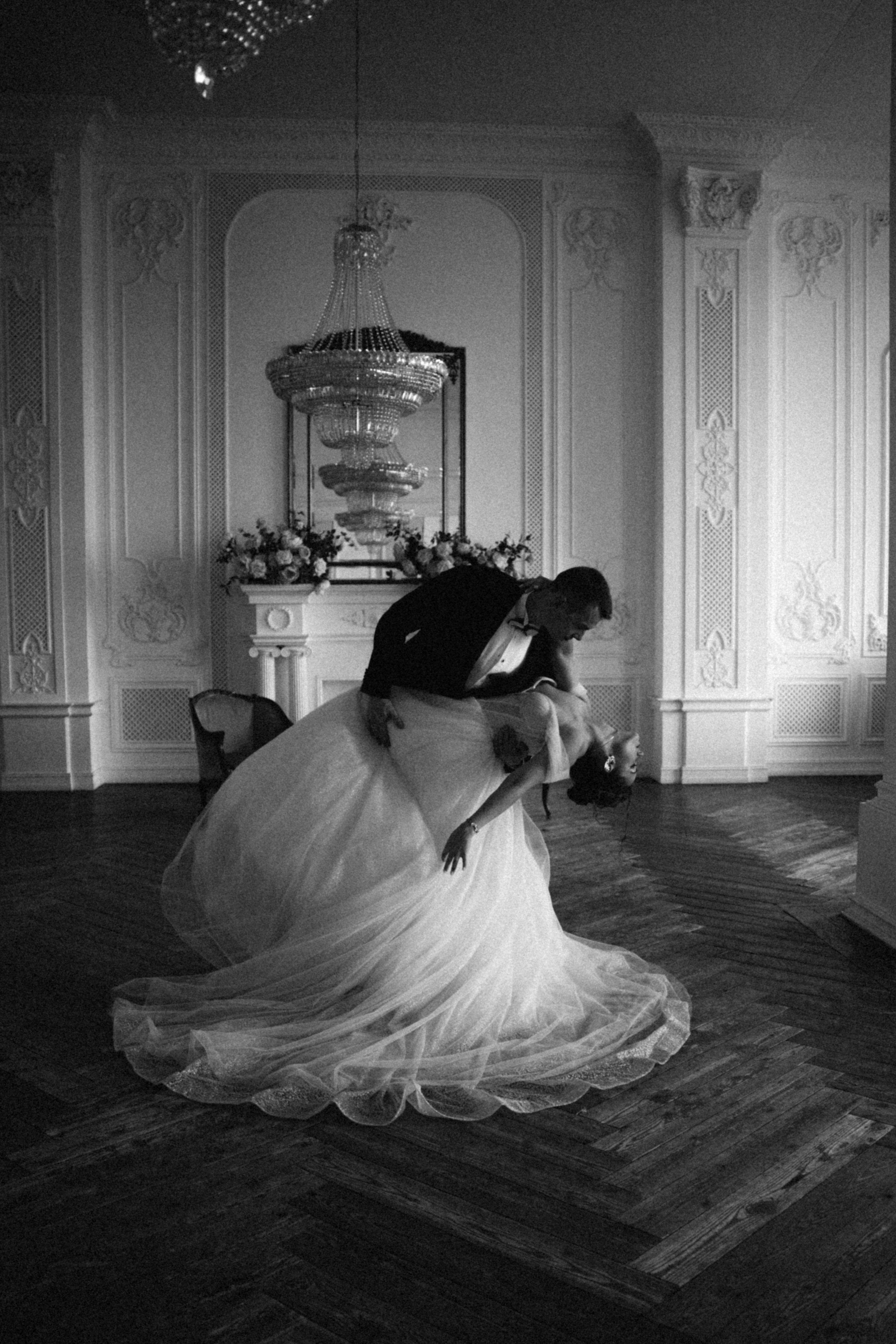 Свадебная фотосессия в студии. Фотограф Москва