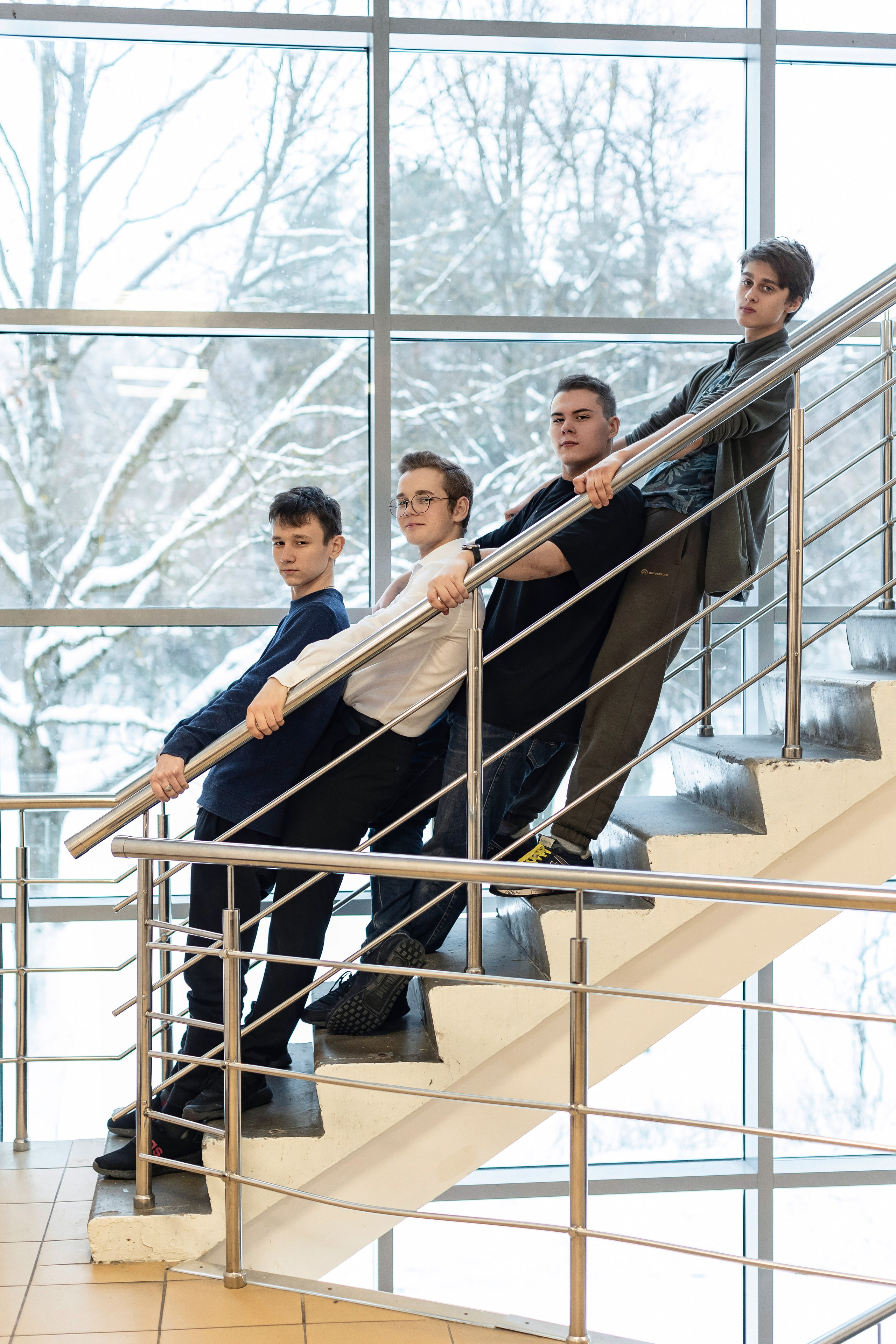 Галерея съемок в школе. Фотограф и видеограф Москва. Свадебный фотограф, видеограф. Выпускные альбомы. Оживающие альбомы