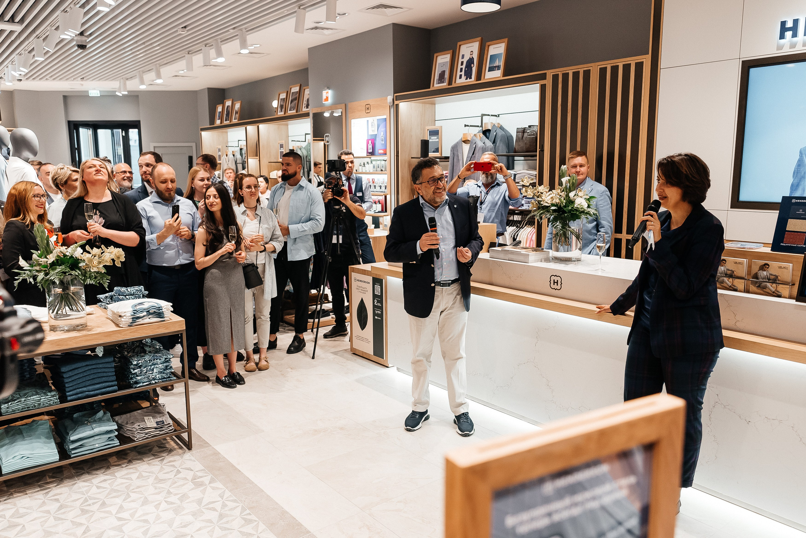 Henderson. Павел Краснов — Свадебный и репортажный фотограф в Москве