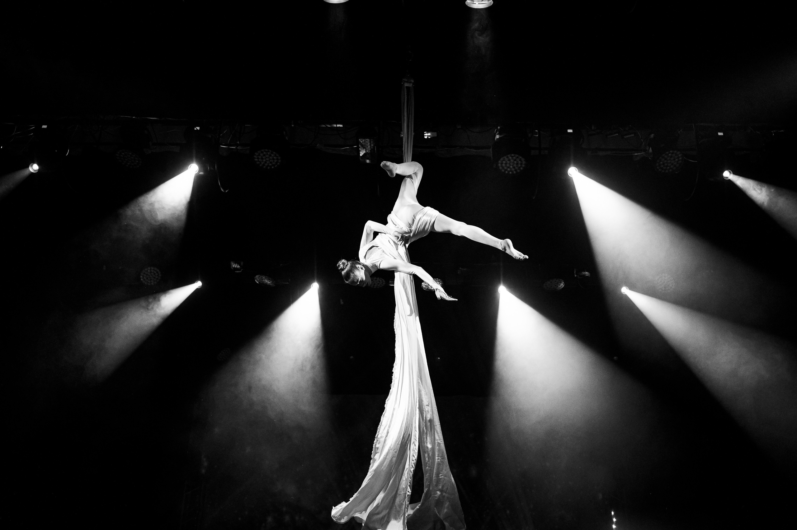 «Штрихи одного рисунка», Позитифф. SASHA SKETCHER