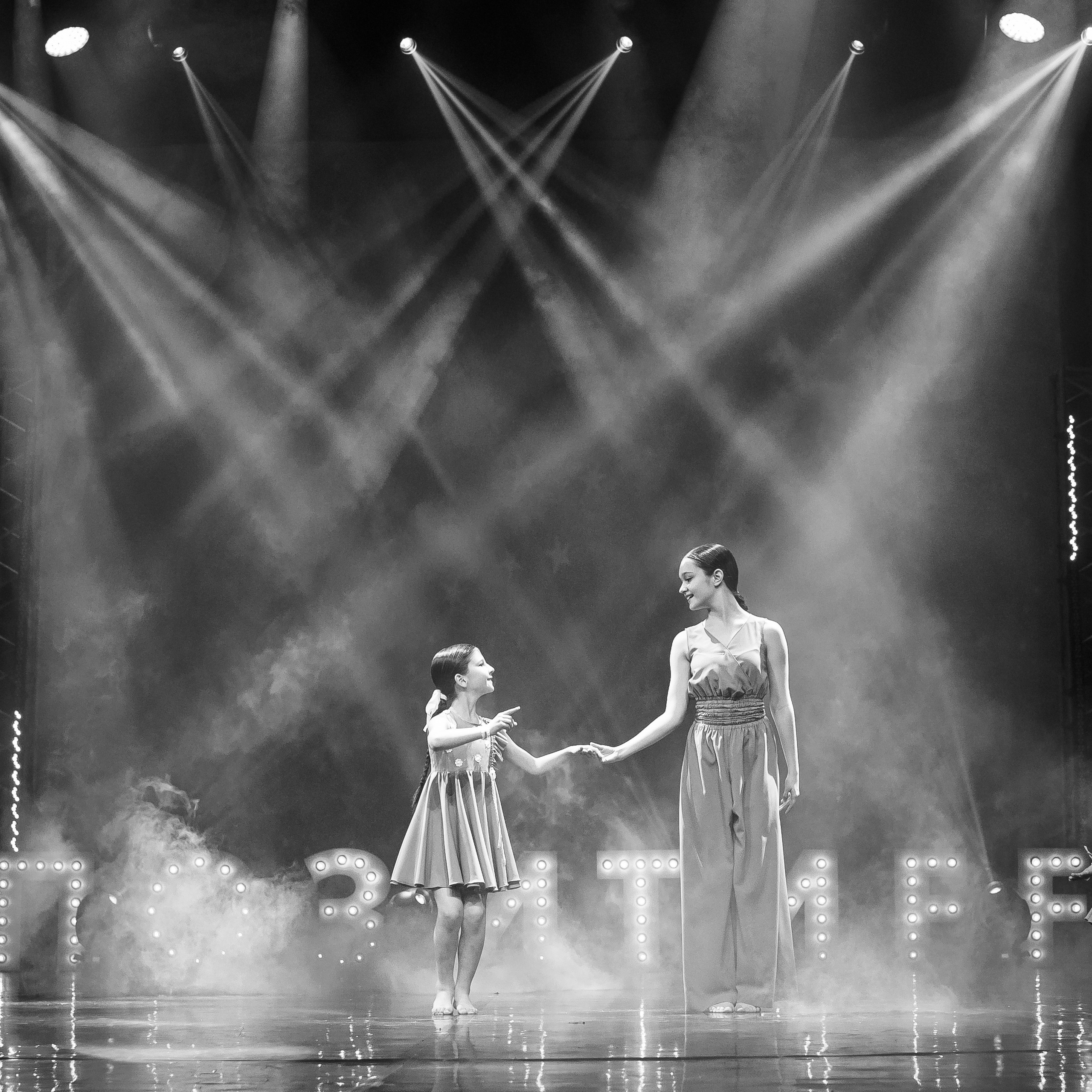 «Штрихи одного рисунка», Позитифф. SASHA SKETCHER