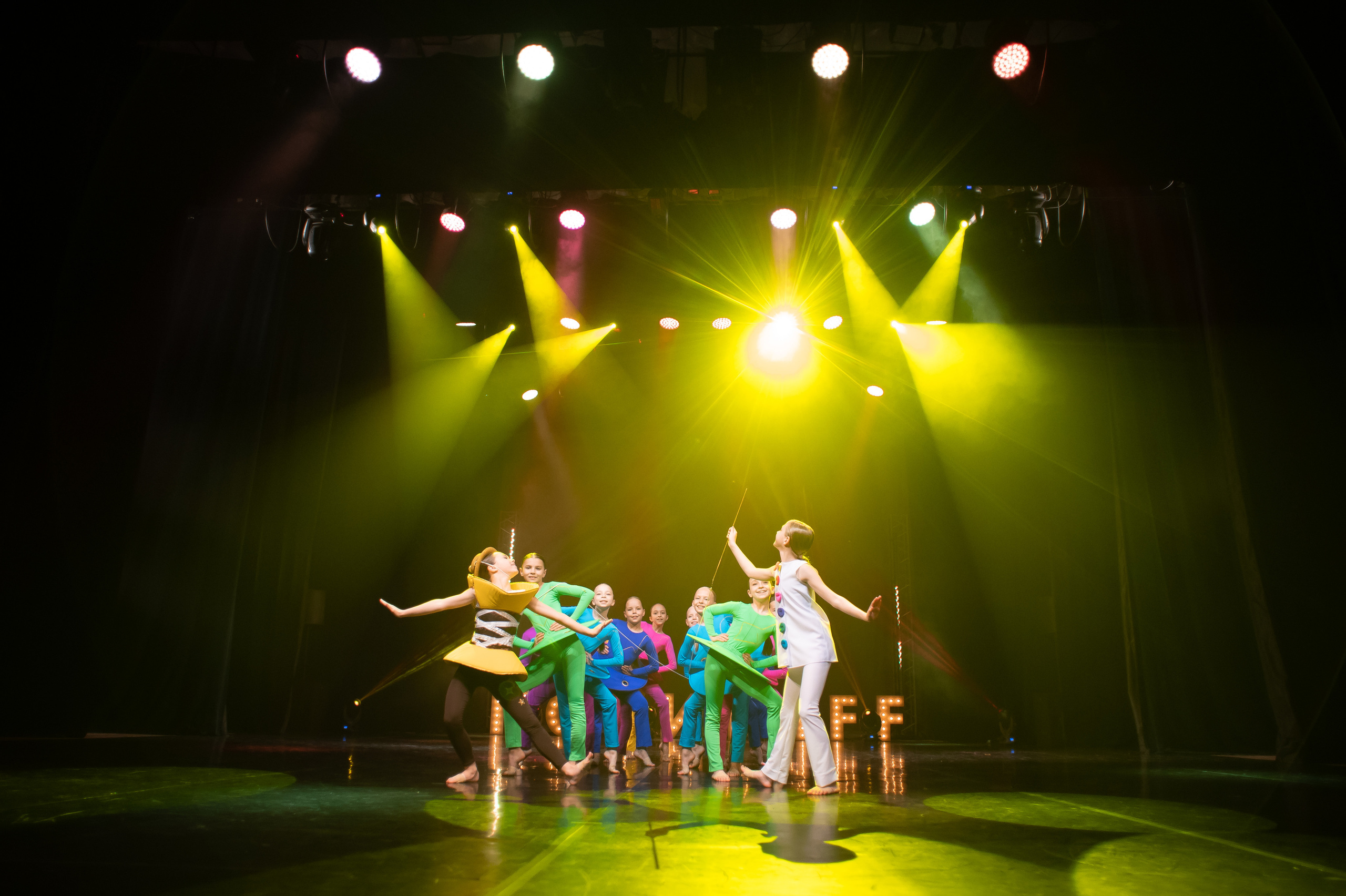 «Штрихи одного рисунка», Позитифф. SASHA SKETCHER