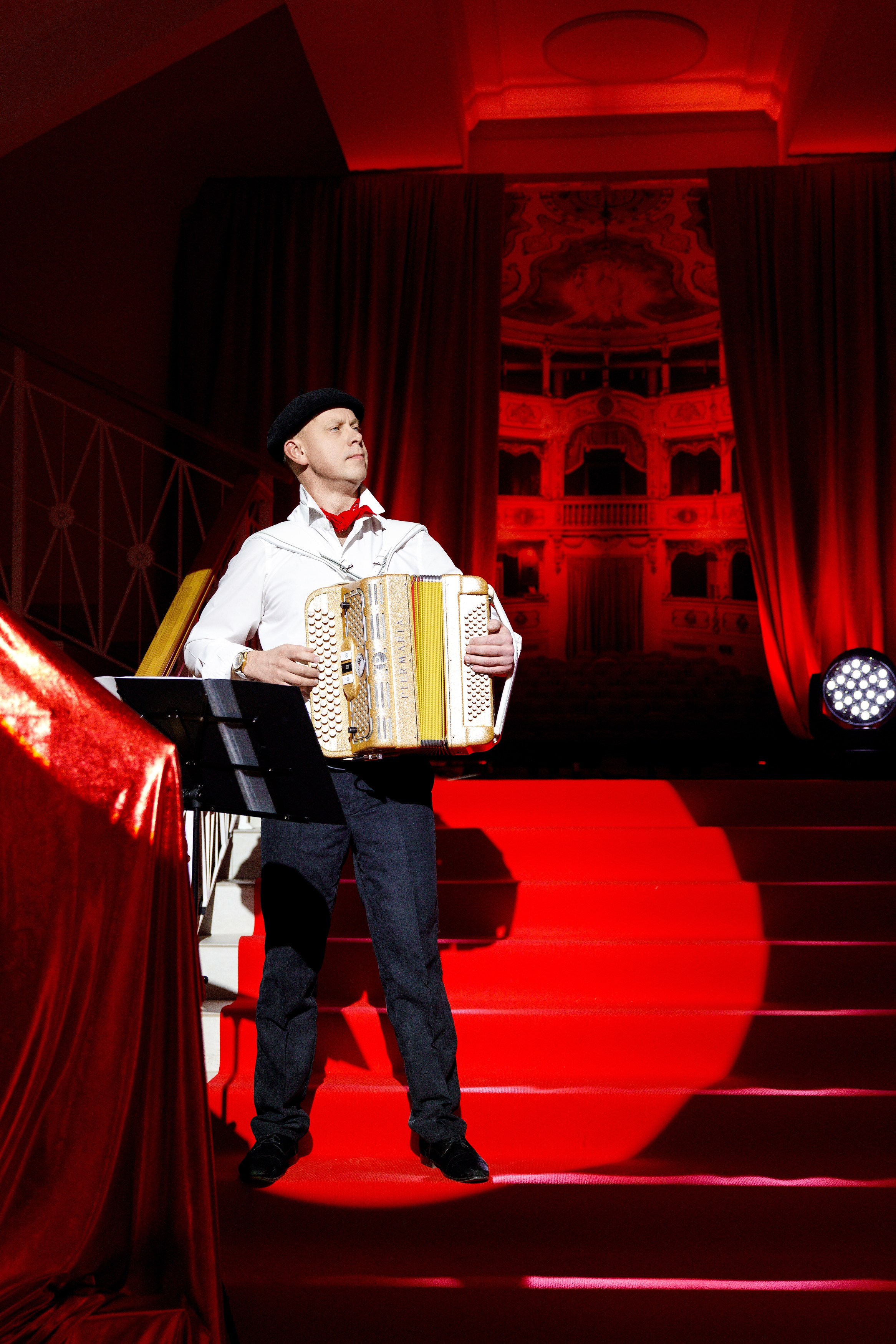 Награждение победителя конкурса «Учитель Года» г. Горнозаводск. Фотограф Дмитрий Молчанов | Фотограф Пермь | Фотограф