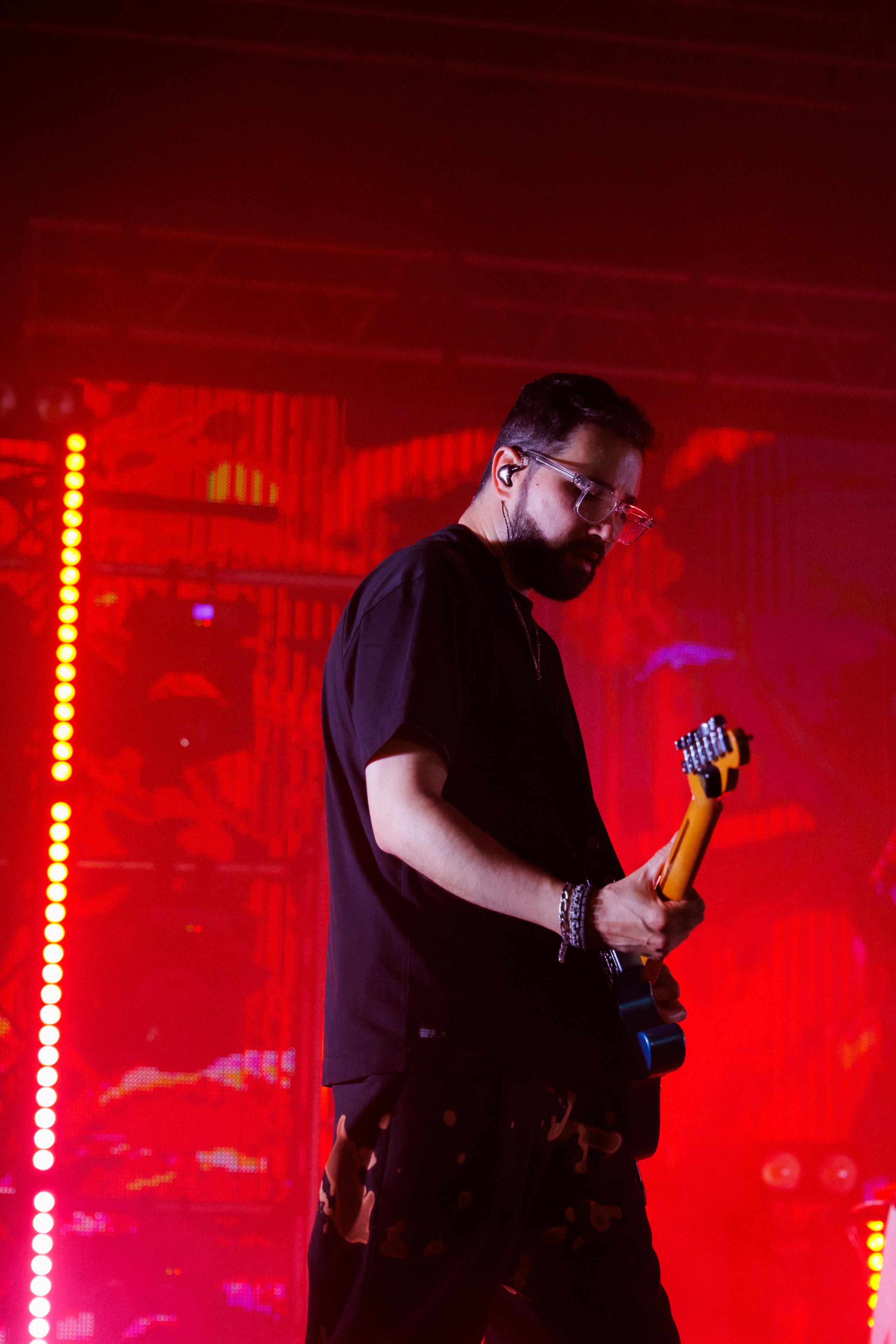 Фотоотчёт и репортаж с концерта группы GAYAZOV$ BROTHER$. Красильников Евгений — профессиональный фотограф в Ростове-на-Дону