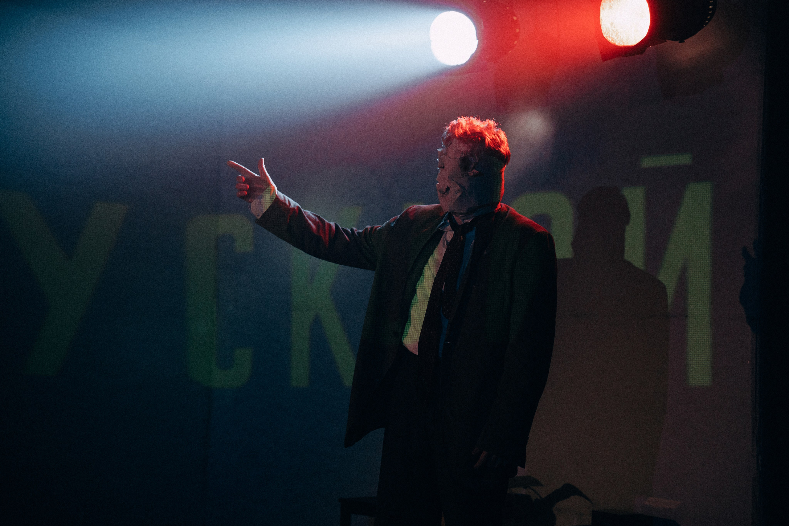 «Продаются детские ботиночки, неношенные». Профессиональный фотограф в Санкт-Петербурге Александр Волосенцев