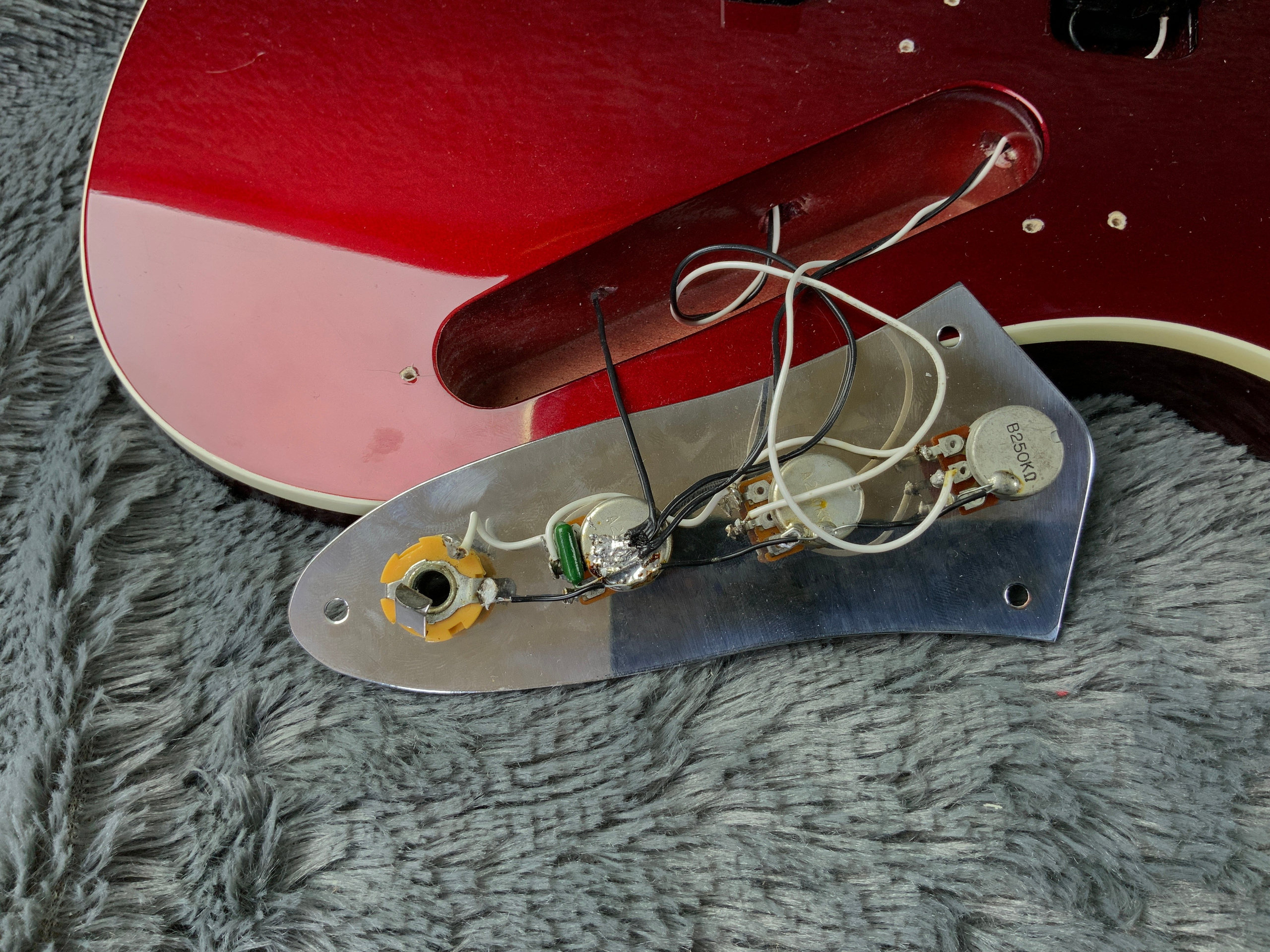 Fender Aerodyne Jazz Bass