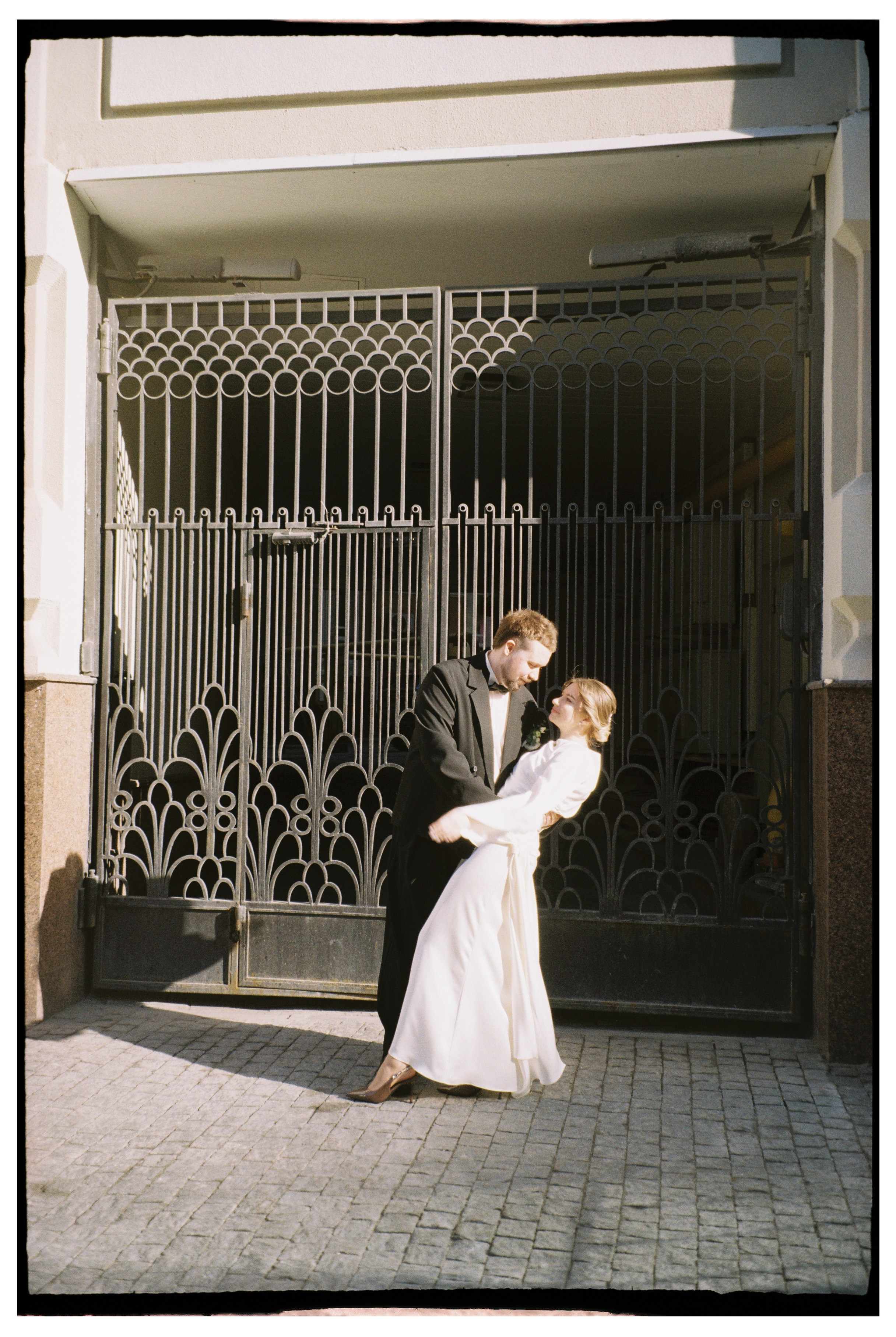 На плёнку (Илья и Алина). Фотограф в Москве — Евгения Прокопенко