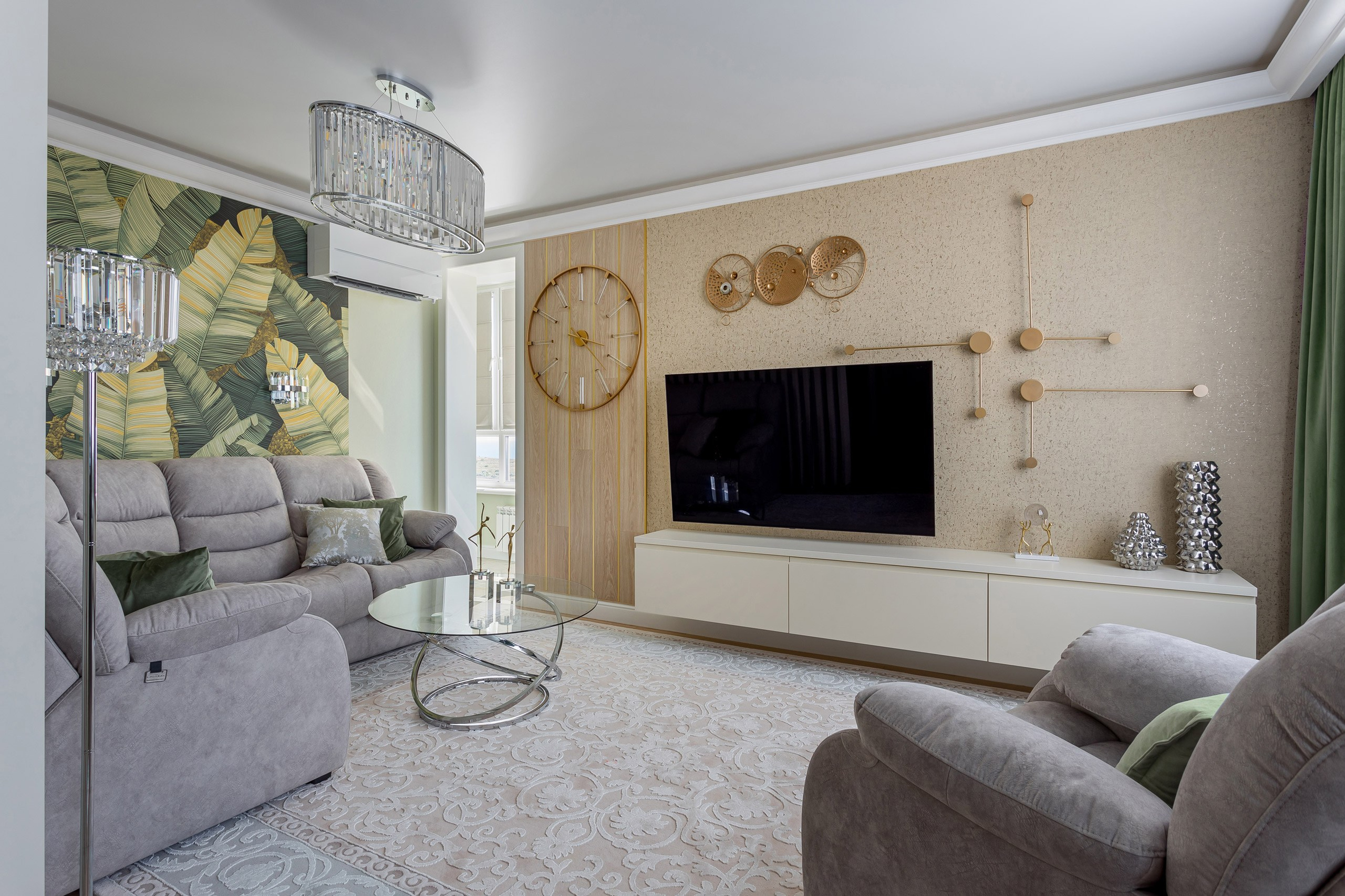 Photography with designers. Interior photographer Vitalii in Portland and Vancouver