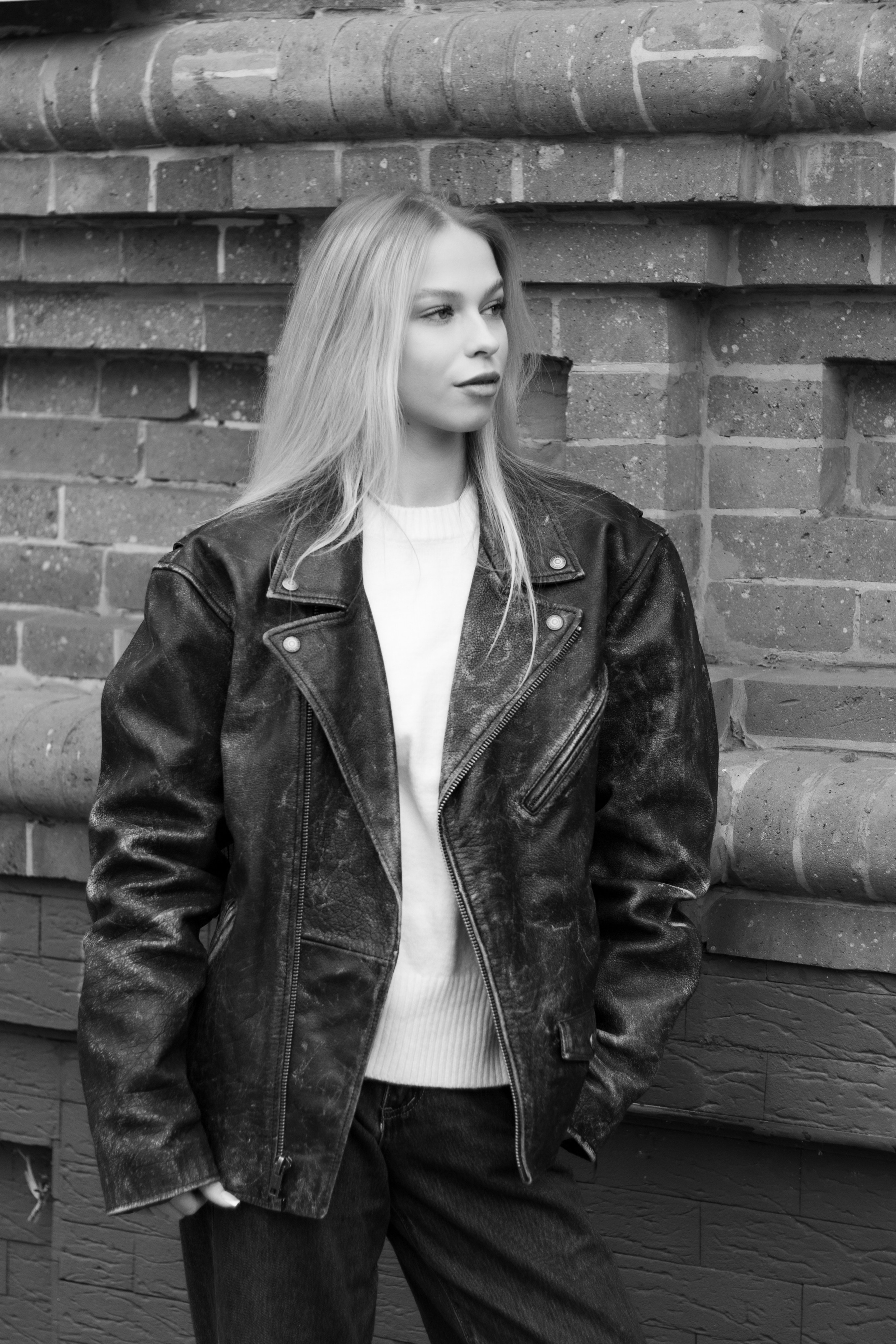 Портрет в городской среде. Фотограф в Краснодаре Кристина Филиппова