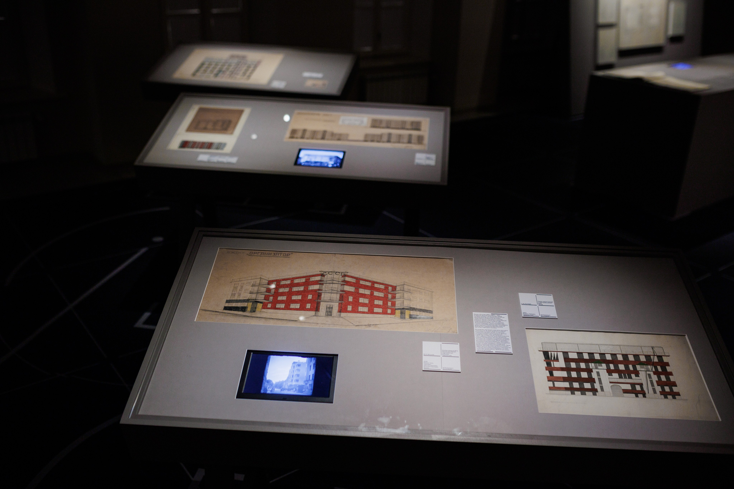 Счастливая жизнь в квадрате. Фотограф городских и семейных событий Артем Карпухин