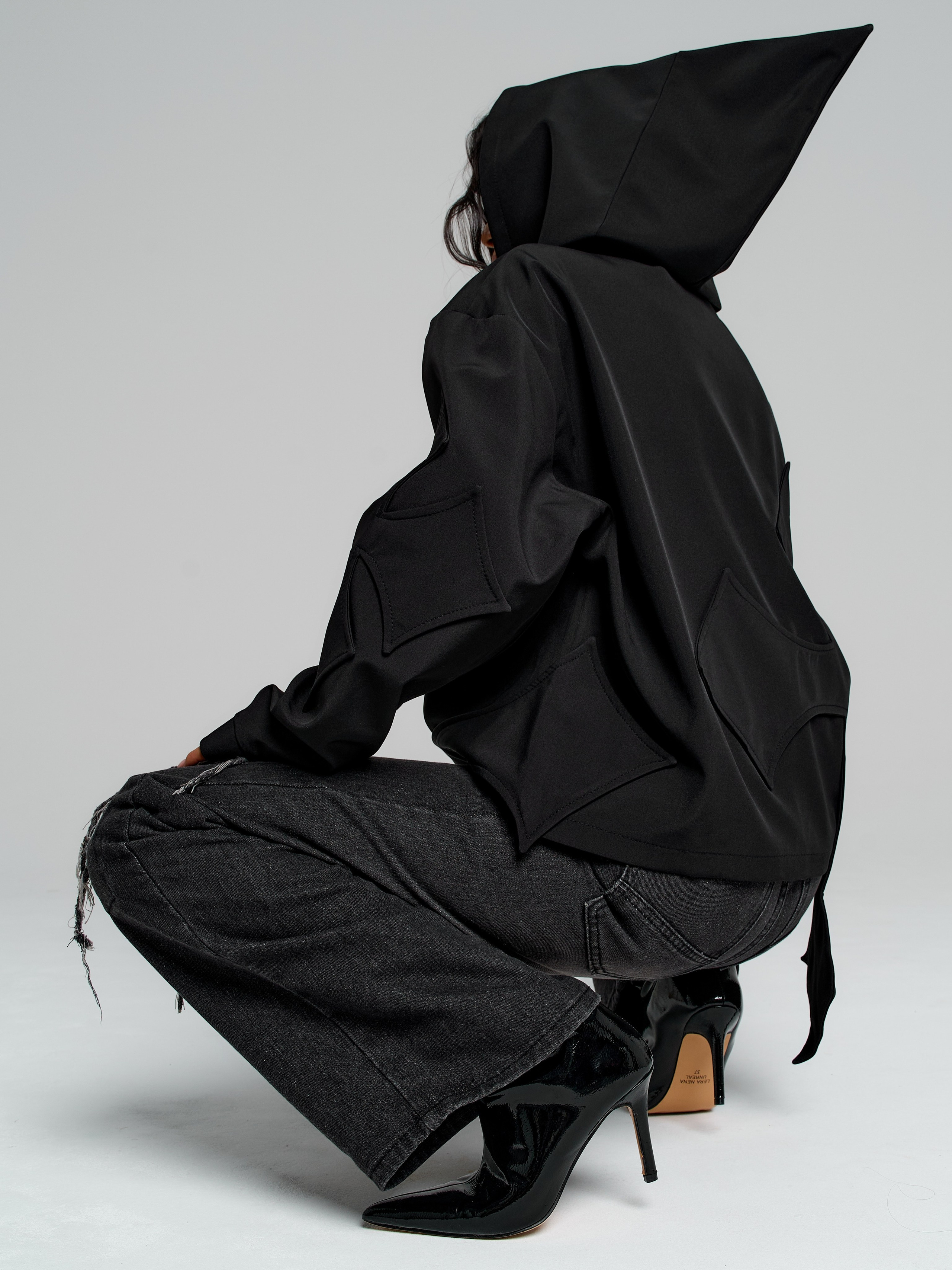 Худи. Фотограф для маркетплейсов в Москве