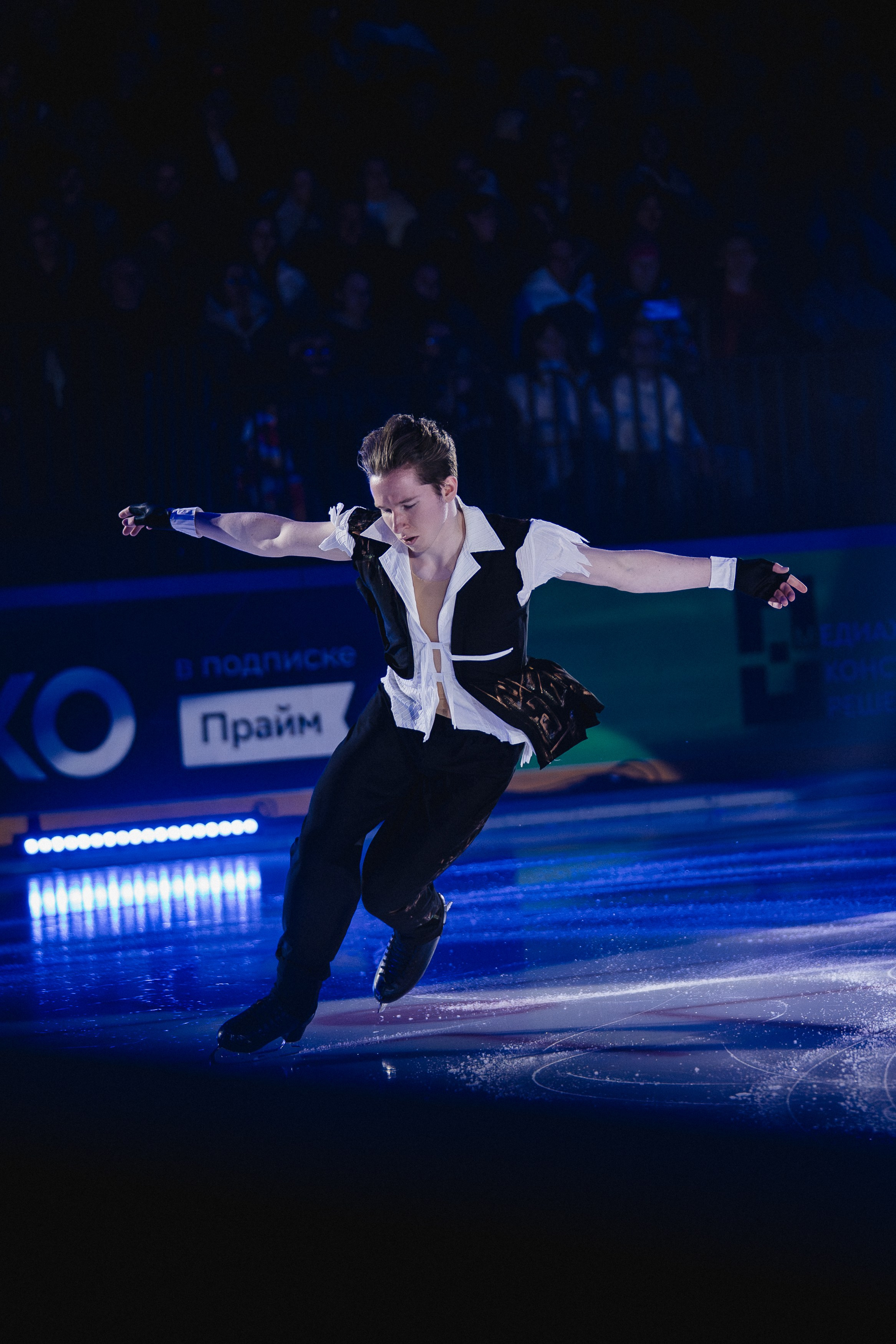 Шоу Этери Тутберидзе в Новосибирске. Воробьева Ксения — Спортивный и танцевальный фотограф Новосибирск