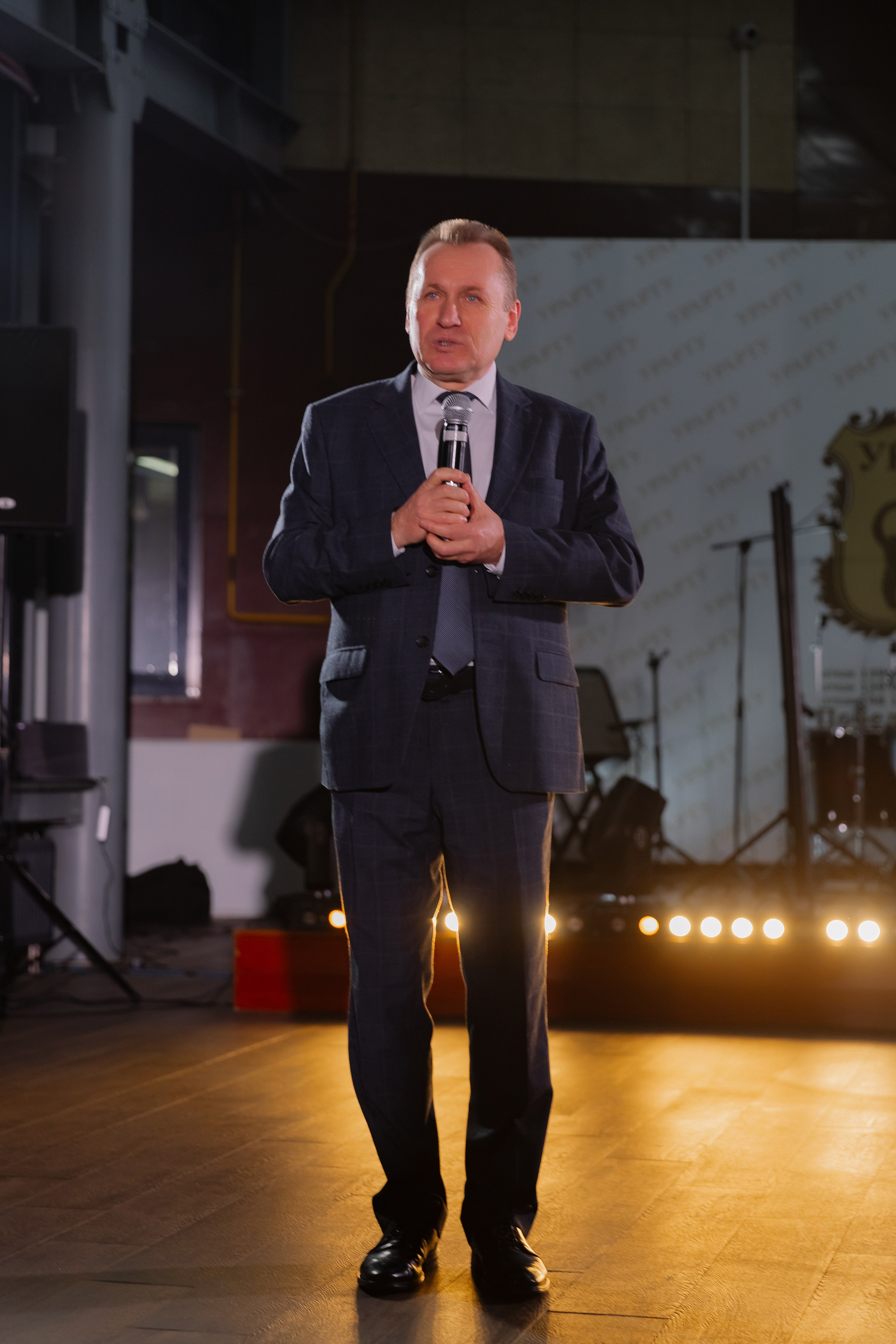 Корпоративная новогодняя фотосъемка для BELARUSBANK в Ресторане «Урарту». Свадебный фотограф в Минске/Беларуси Сергей Спиридонов