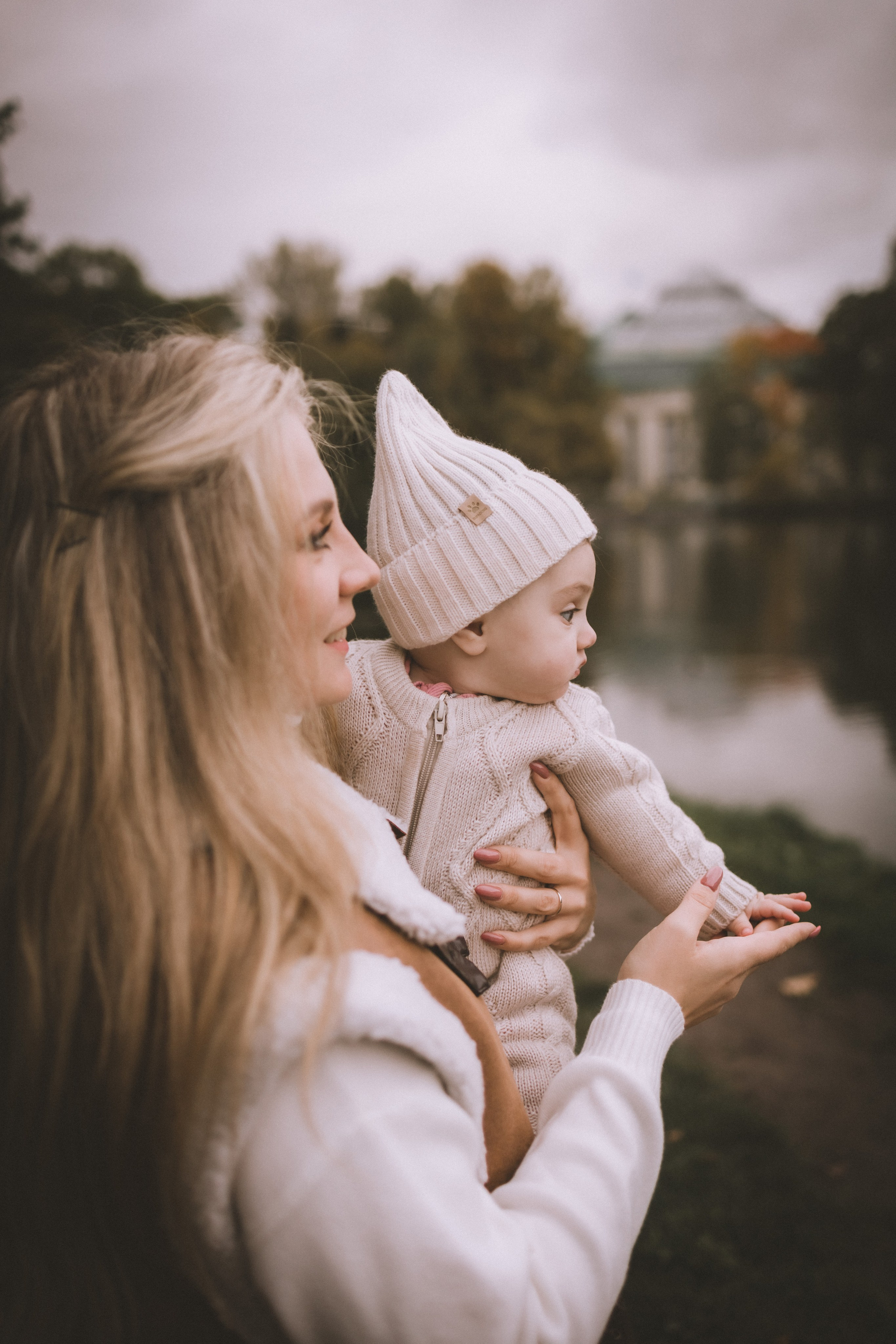 Александра и Софи. Мама с малышкой фотосессия в Таврическом саду. Семейный и детский фотограф в Санкт-Петербурге Павлова Елена