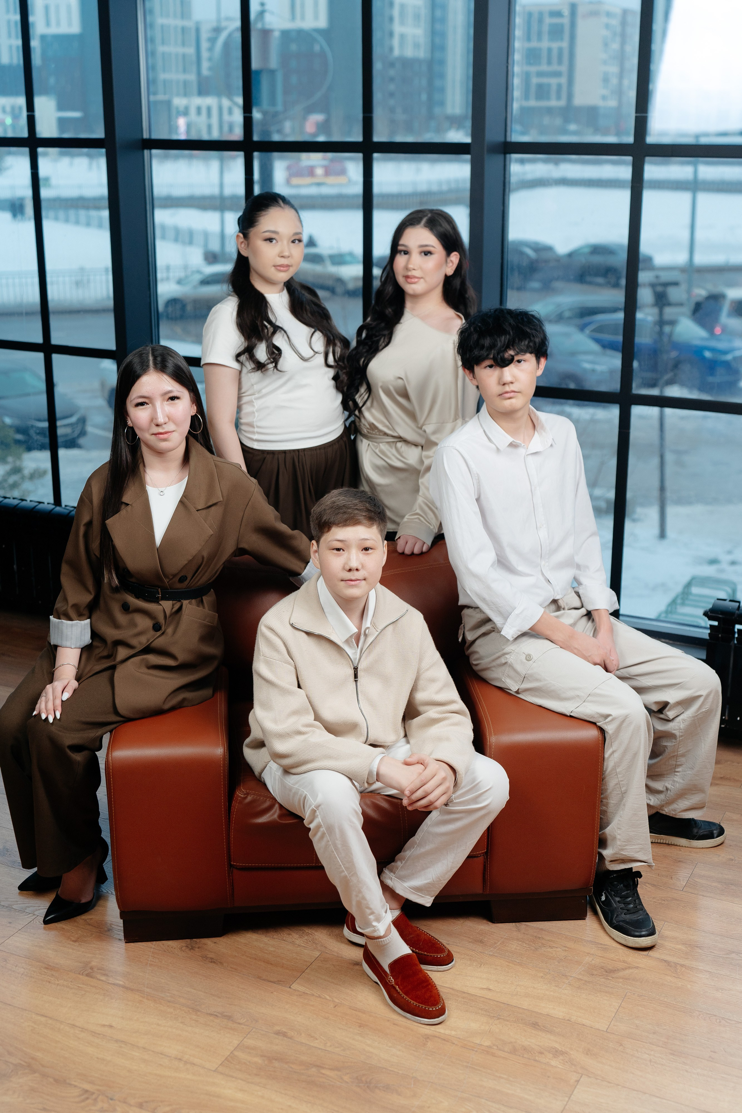 Общие кадры в студии. Выпускные альбомы в Нур-Султане (Астана) и по всему Казахстану