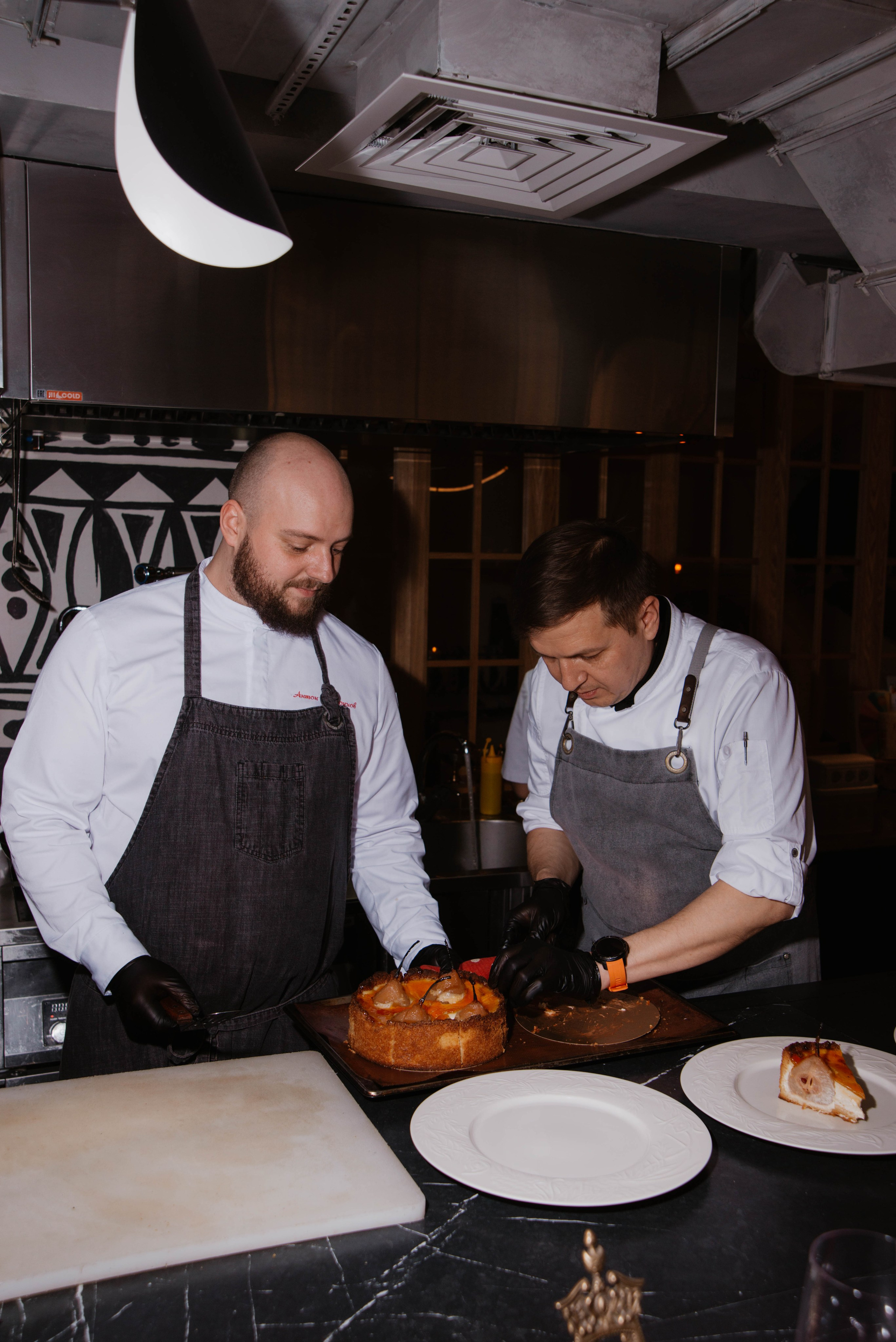 Шеф-тейбл в ресторане Ливингстон. Ксения Glossa. Портретный и репортажный фотограф в Самаре