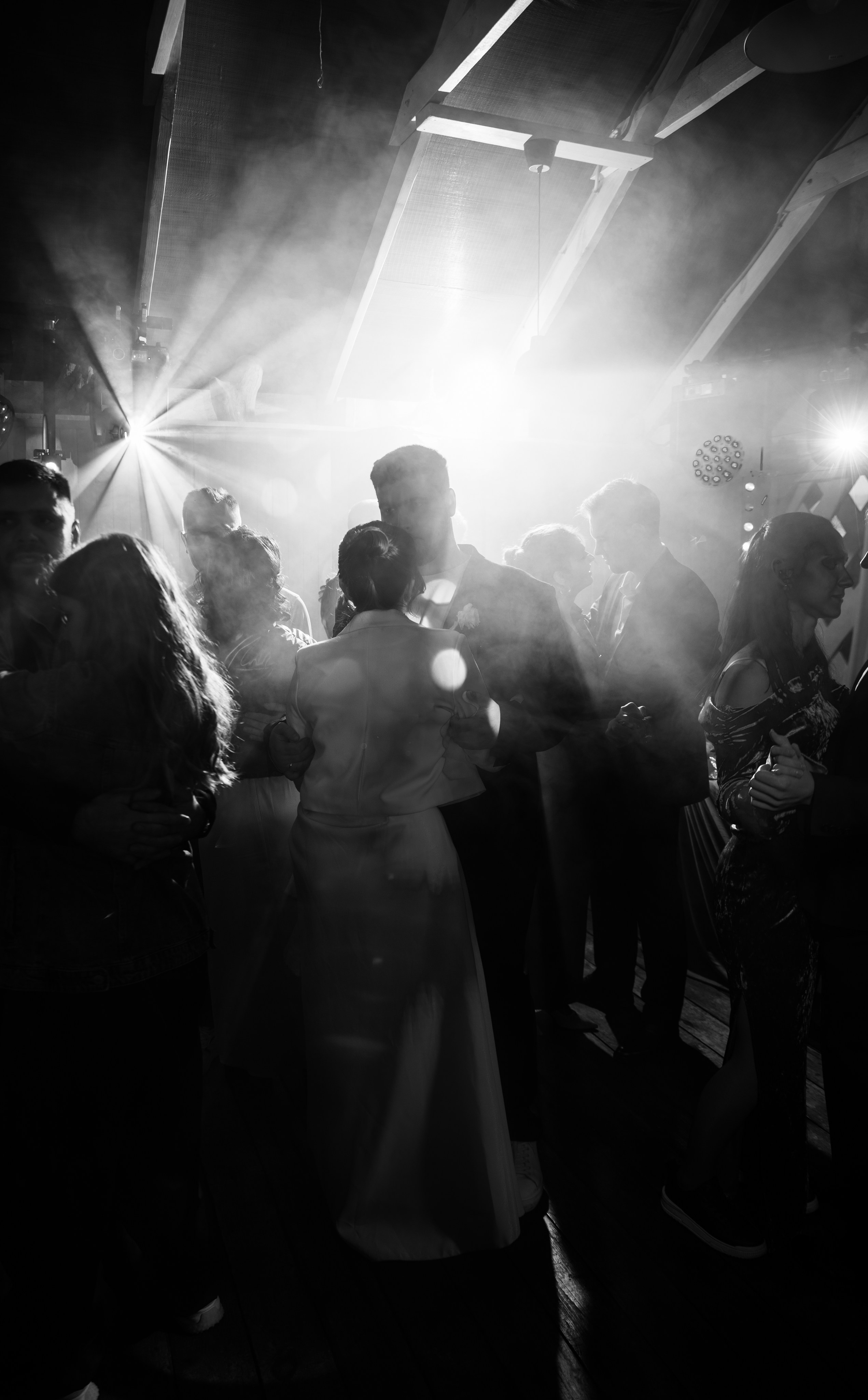 Свадебная фотосъемка. Репортажный и свадебный фотограф в Челябинске Елисеев Павел