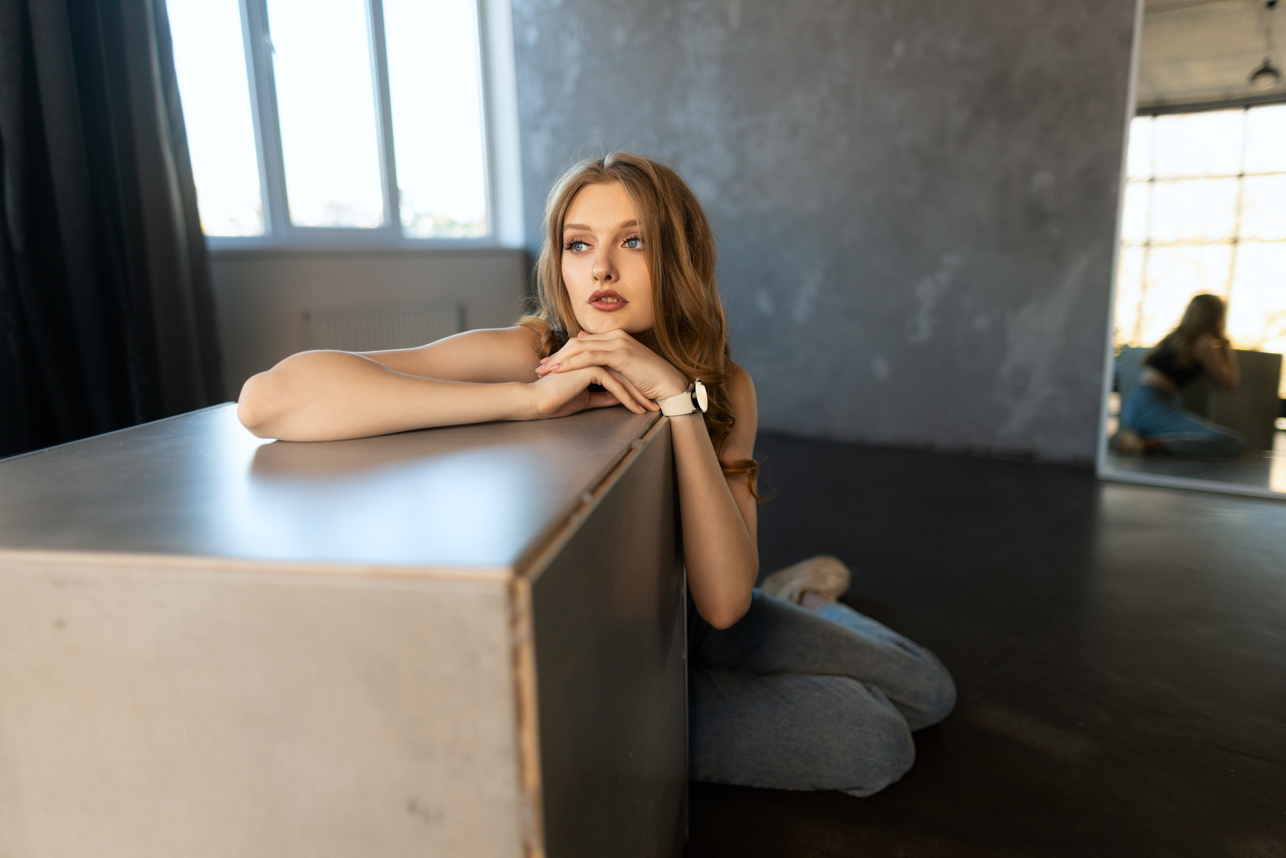 Студийная съемка с Викторией в интерьере в формате для «себя». Дмитрий Шульгин, портретный фотограф в Воронеже