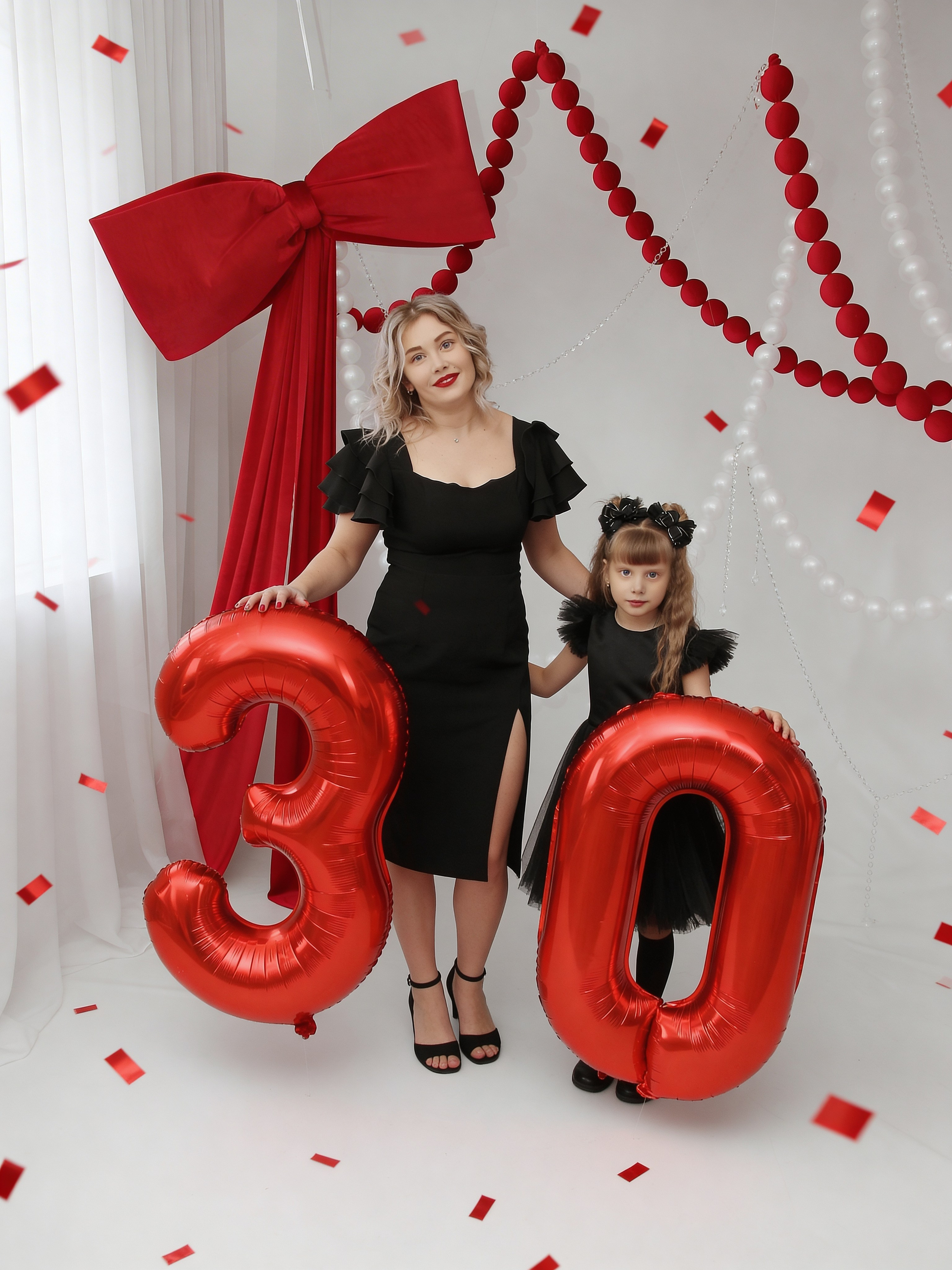 Студийные фотосессии. Выпускные альбомы для школ и Детских садов в Барнауле /Выпускные/Свадебные/Детские/Семейные и др. виды съёмок /Фотограф Вера Валейко