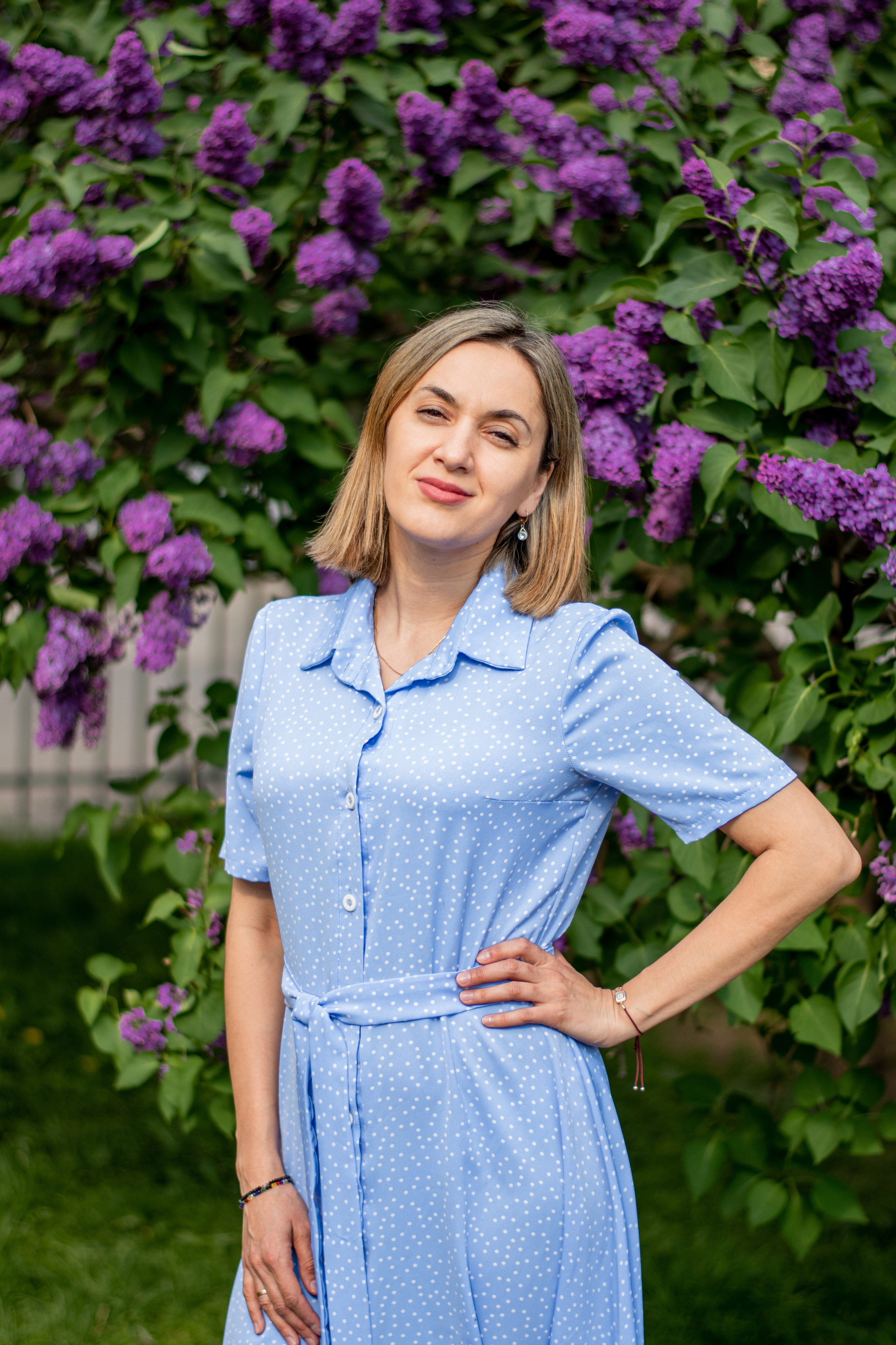 Айгуль в сирени. Фотограф Санкт-Петербург | Дарья Першина