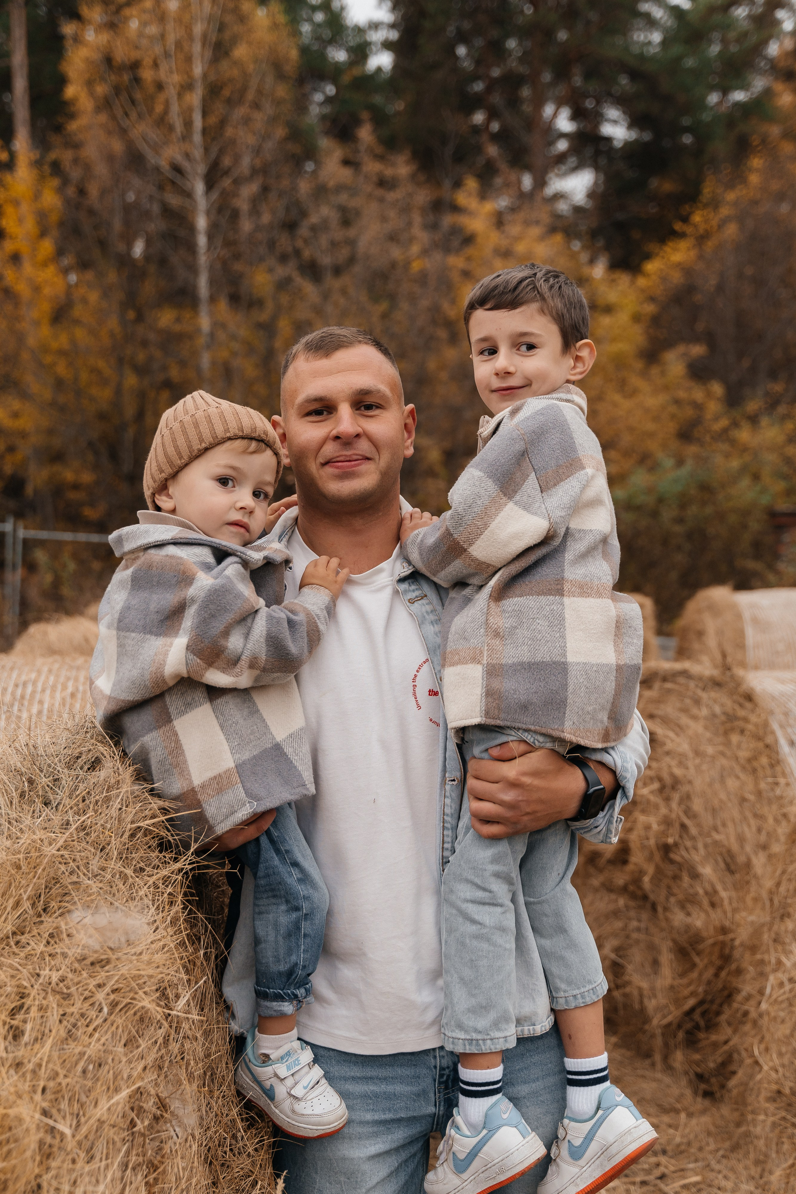 Никита, Аня, Лёва и Миша. Волик Мария