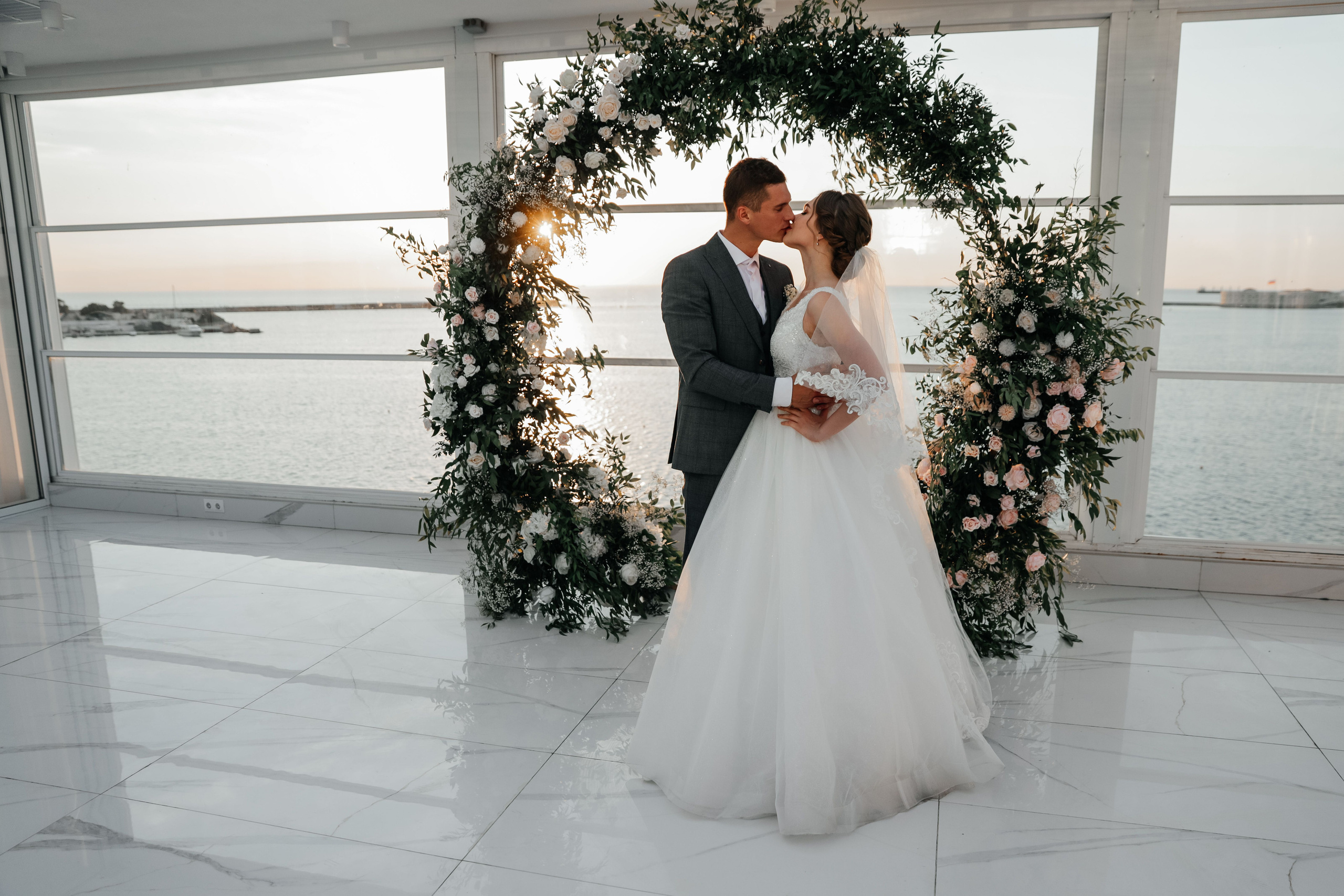 Юра + Маша. Свадебный и семейный фотограф в Варшаве