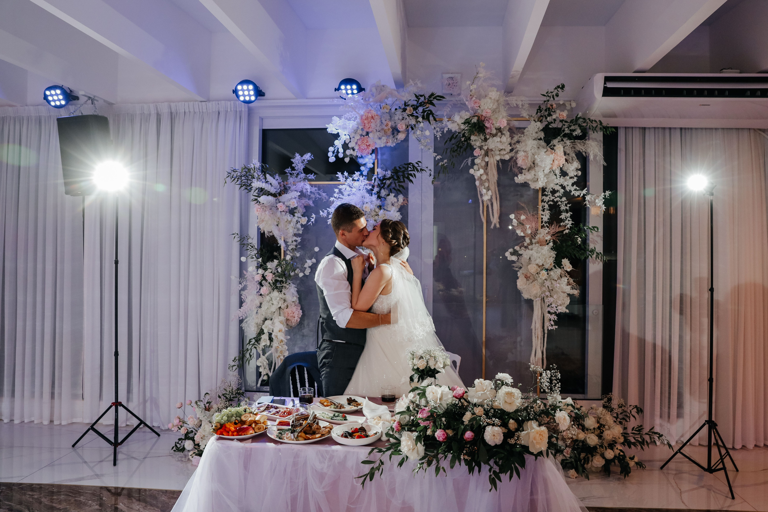 Юра + Маша. Свадебный и семейный фотограф в Варшаве