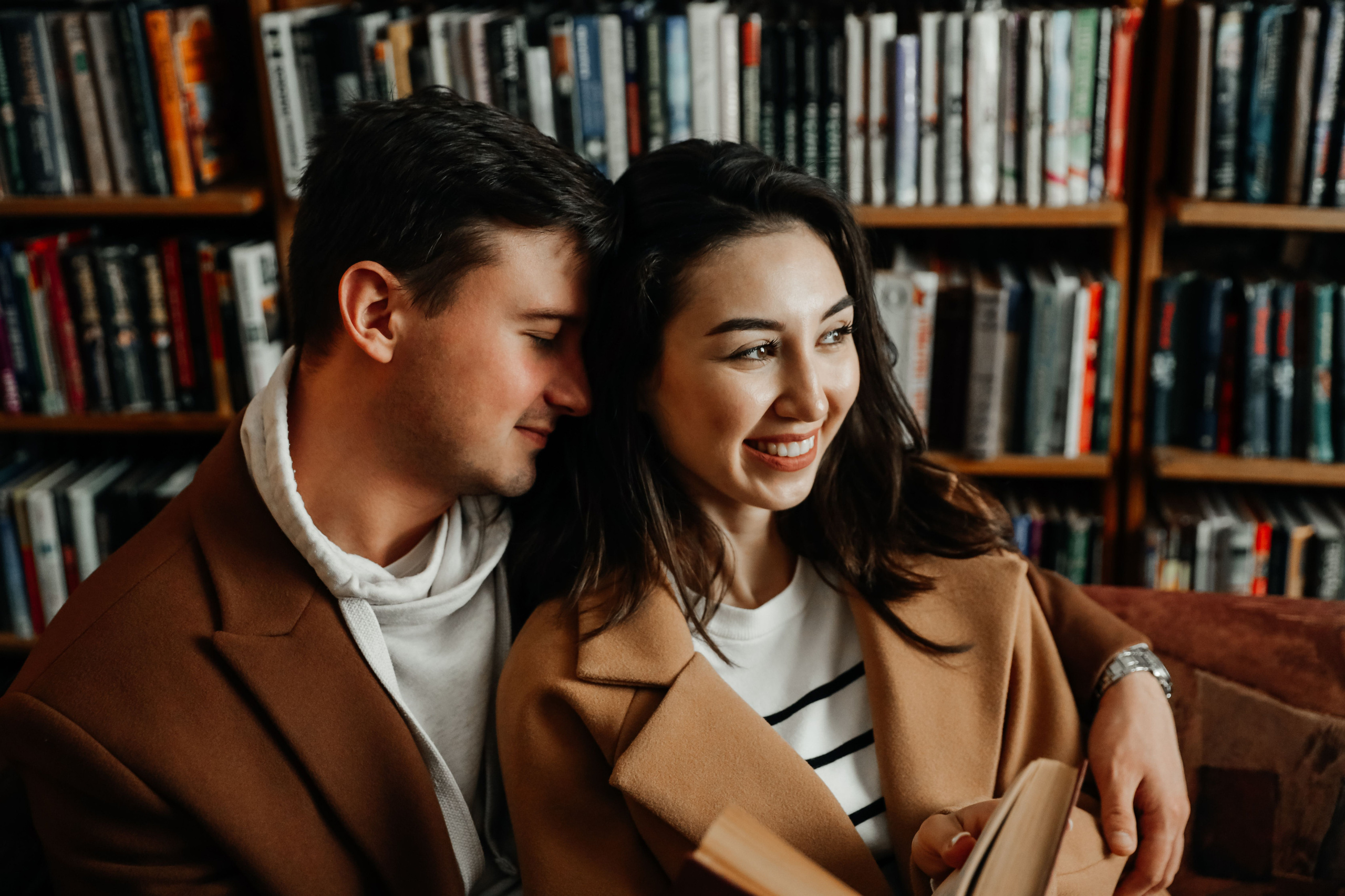 Сколько в мире книг о любви?. Свадебный и семейный фотограф в Варшаве