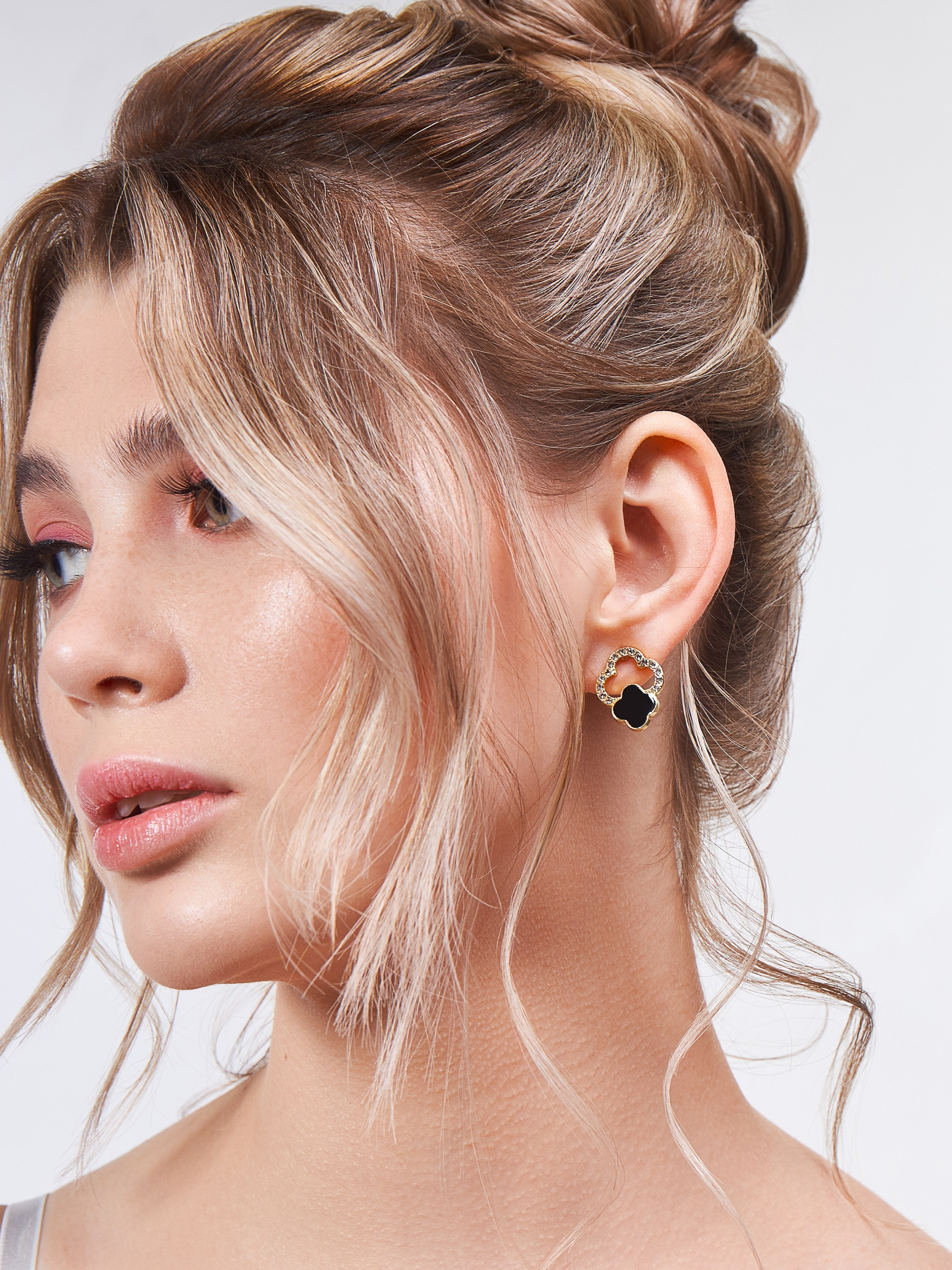 Съемка для Вб (Wb) и Озон (Ozon) — заказать фотосъемку | Фотограф Михаил Фартушный