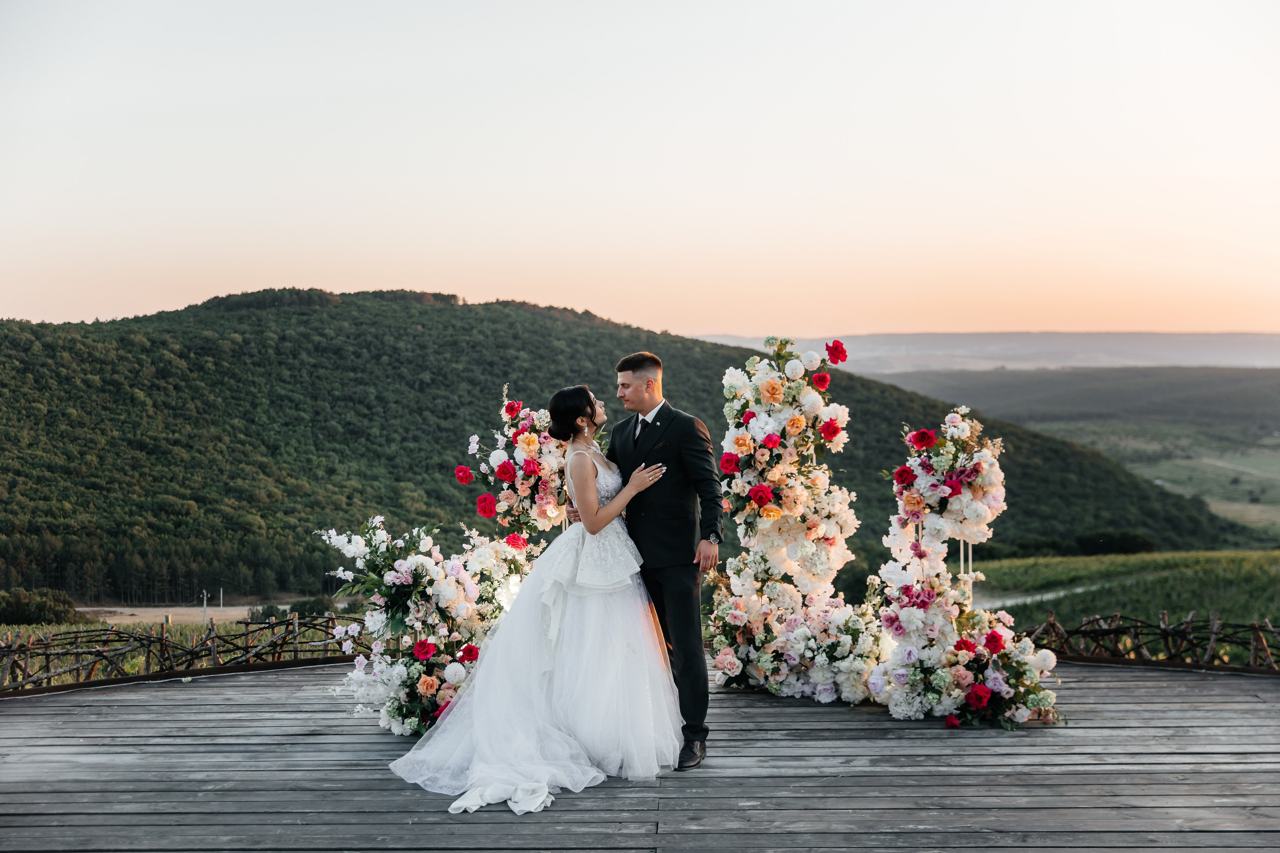 Свадьба на винодельне. Анонс для Ивана и Виктории. Свадебный фотограф в Крыму и Севастополе Ольга Баскакова