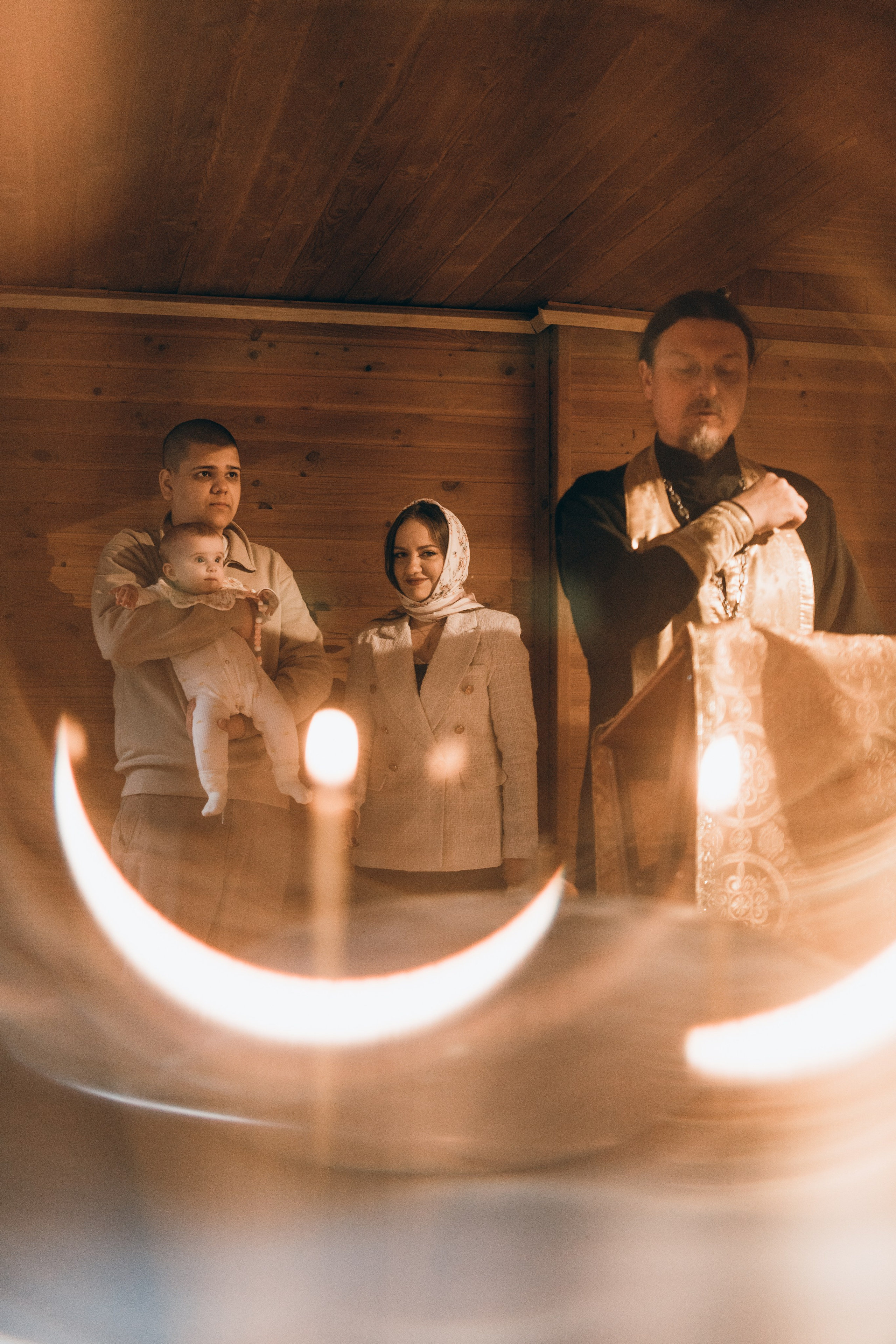 Таинство крещение в Москве. Семейный, ньюборн фотограф, фотограф на роды в Москве, Виктория Тюльдюкова