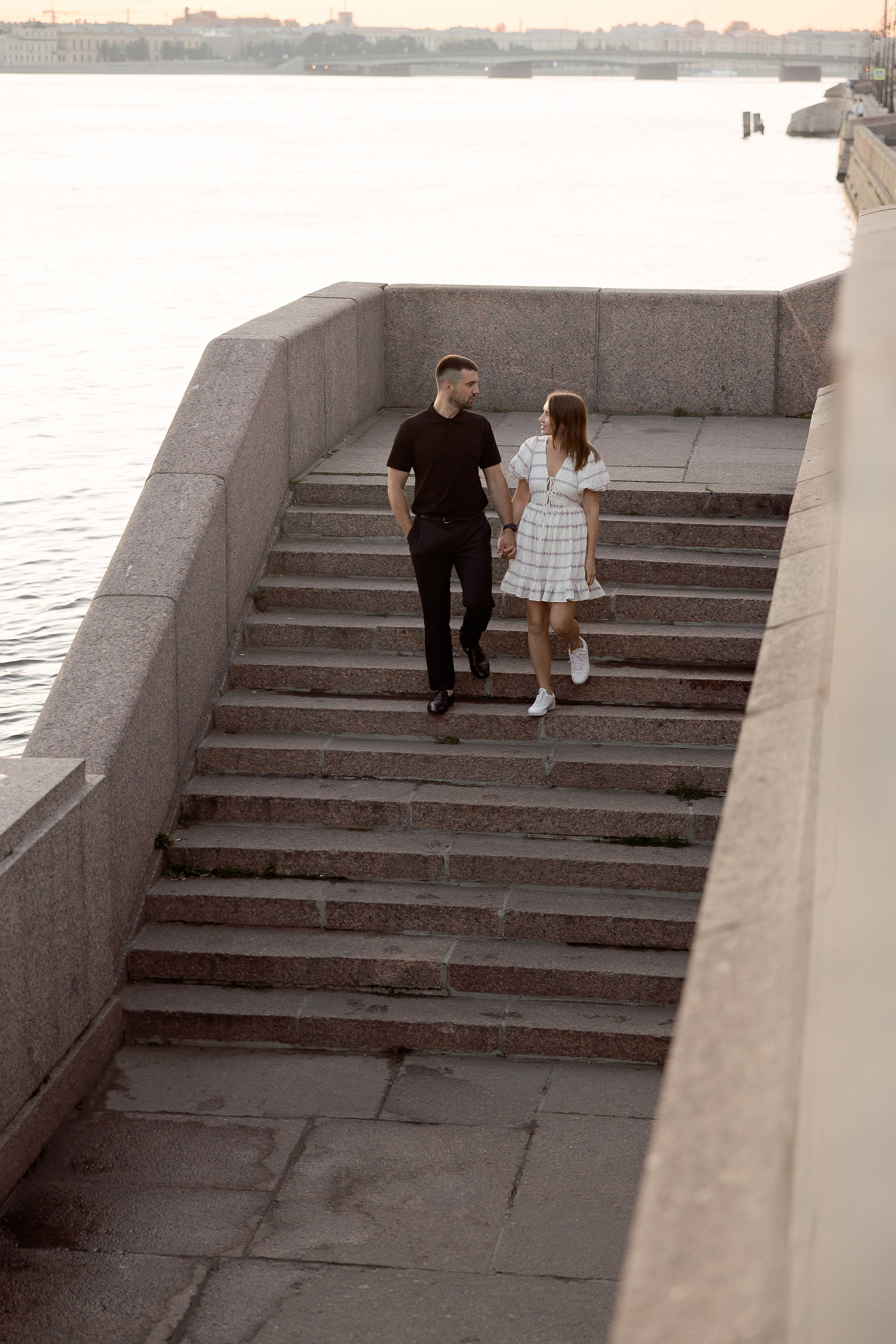 Рината и Кирилл лав стори. Свадебный фотограф в Санкт-Петербурге Павел Резниченко