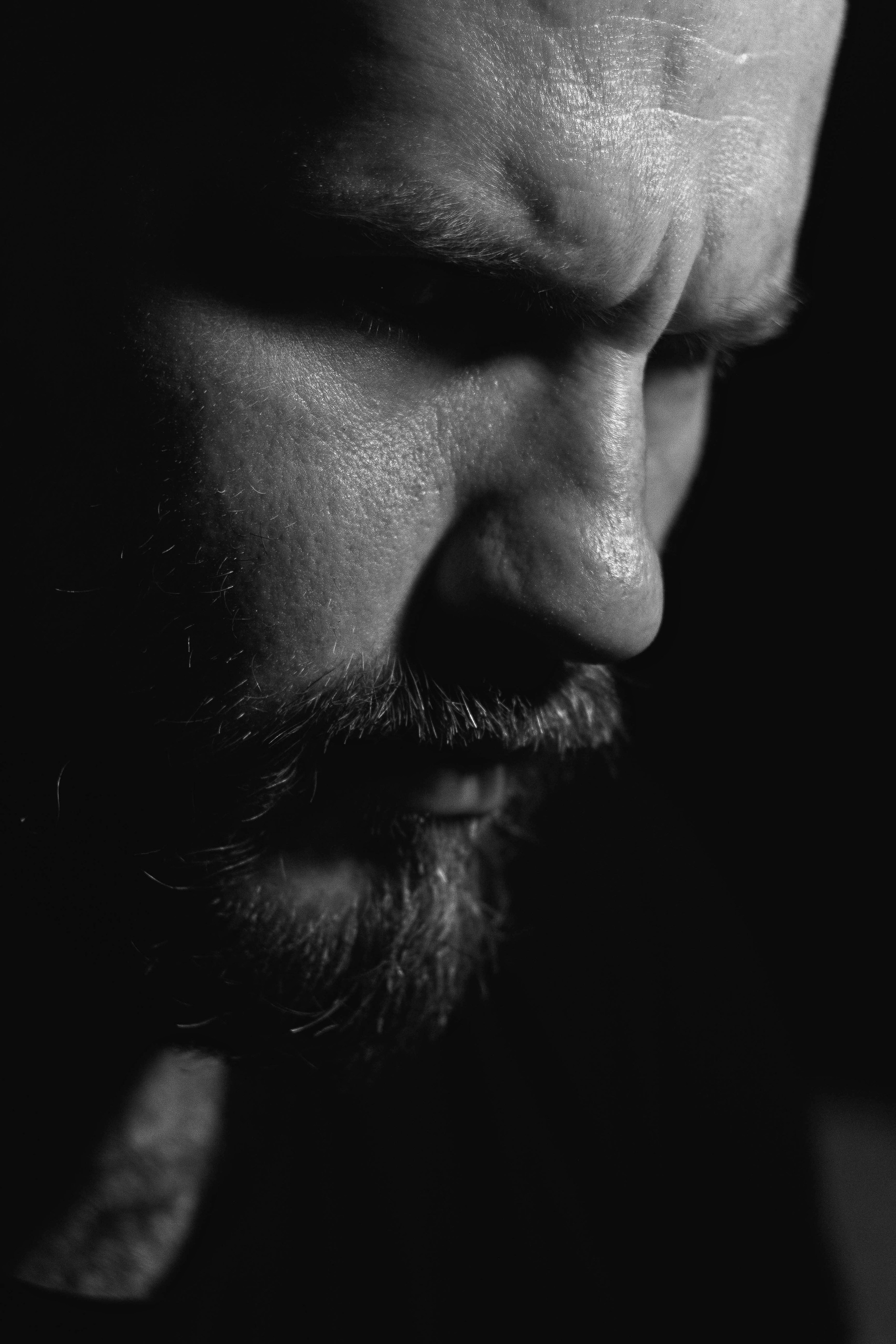 АВТОПОРТРЕТ. Репортажный и портретный фотограф Михаил Мартиросян