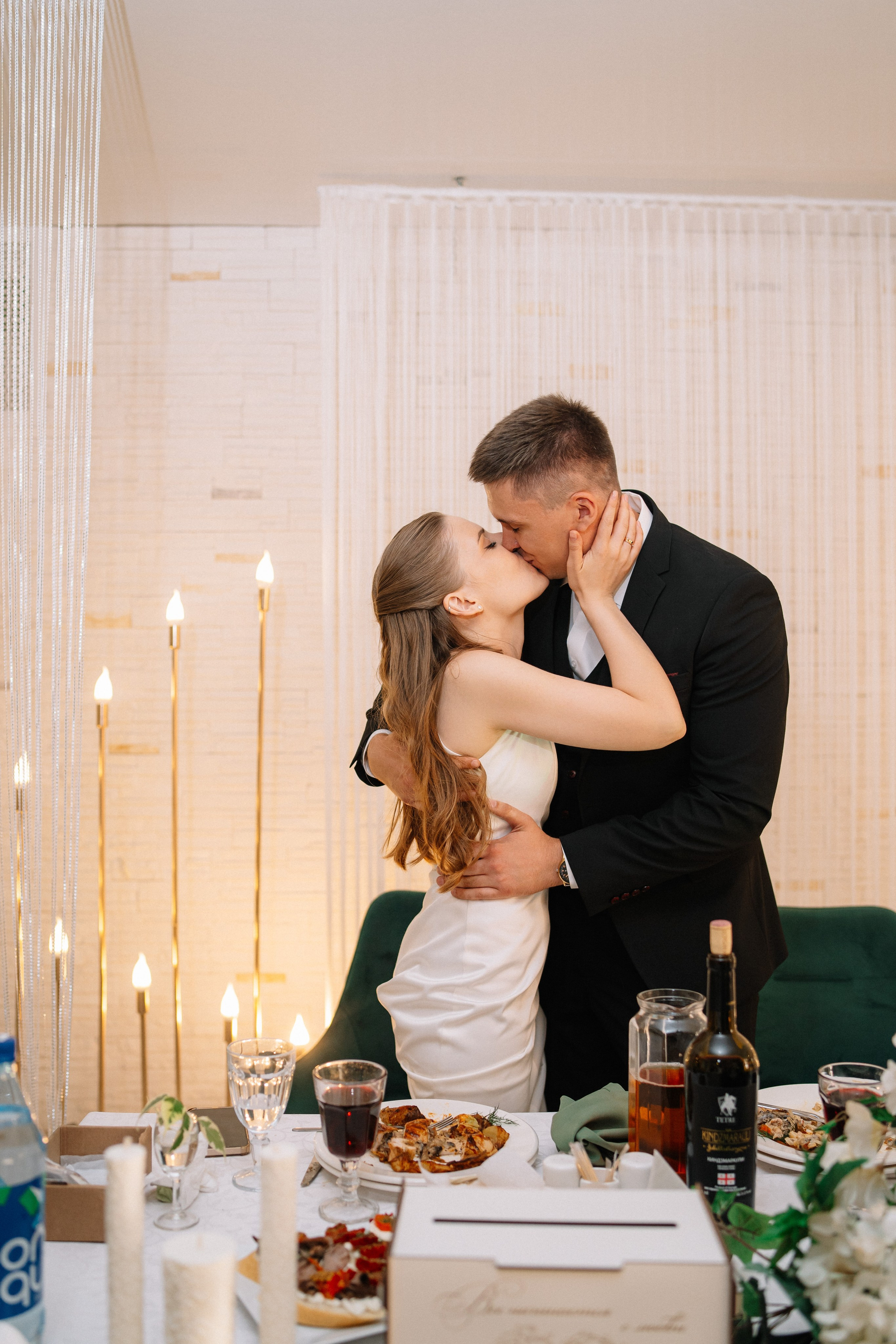 Анастасия и Роман — банкет Времена года. Репортажный (Event) фотограф в Барнауле | Даниил Маркин | Качество и вайб