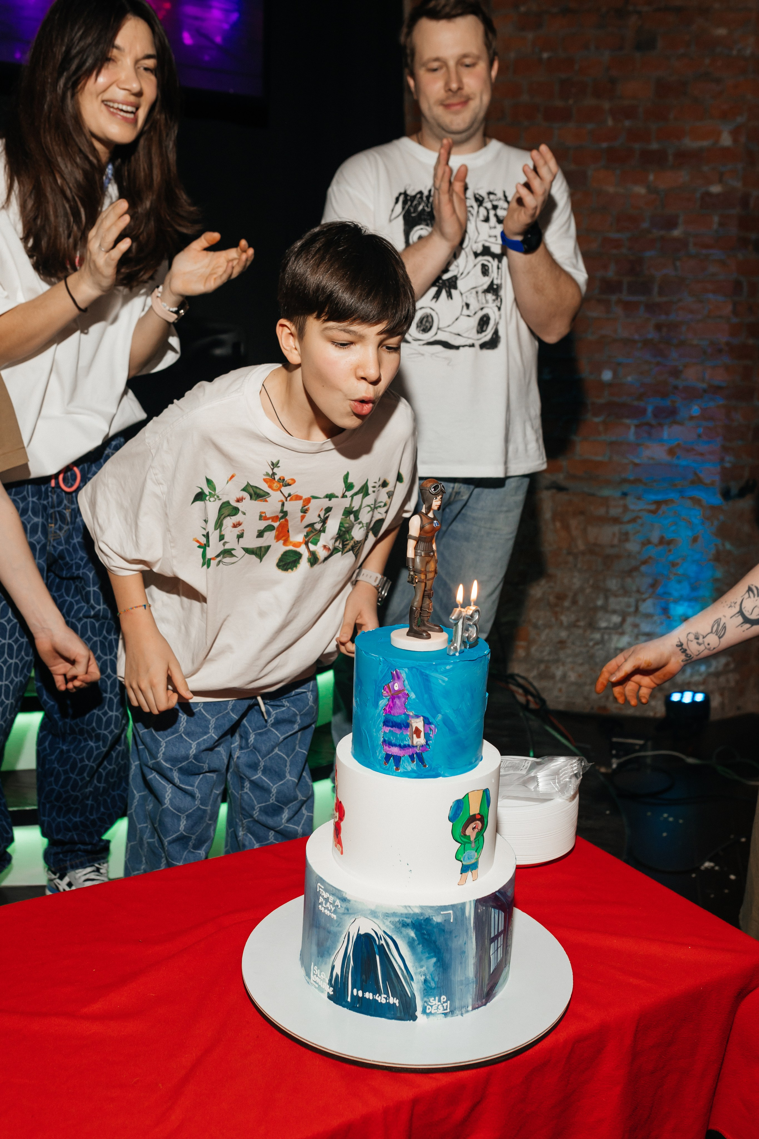 Репортажная съёмка детского дня рождения. Фотограф Наталия Федосова, г. Москва. TG и Instagram @nataliya_raw