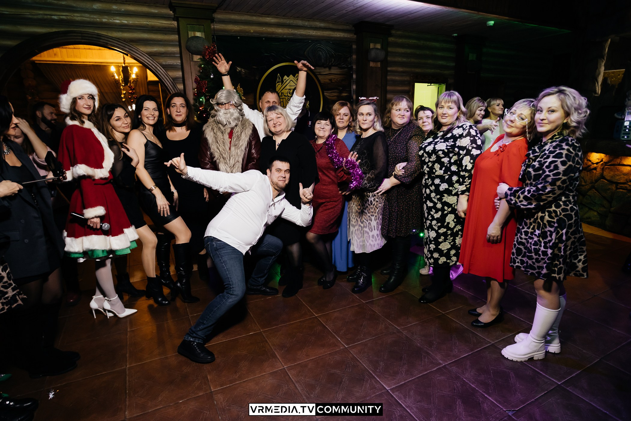 Новогодний вечер у «Петровича»