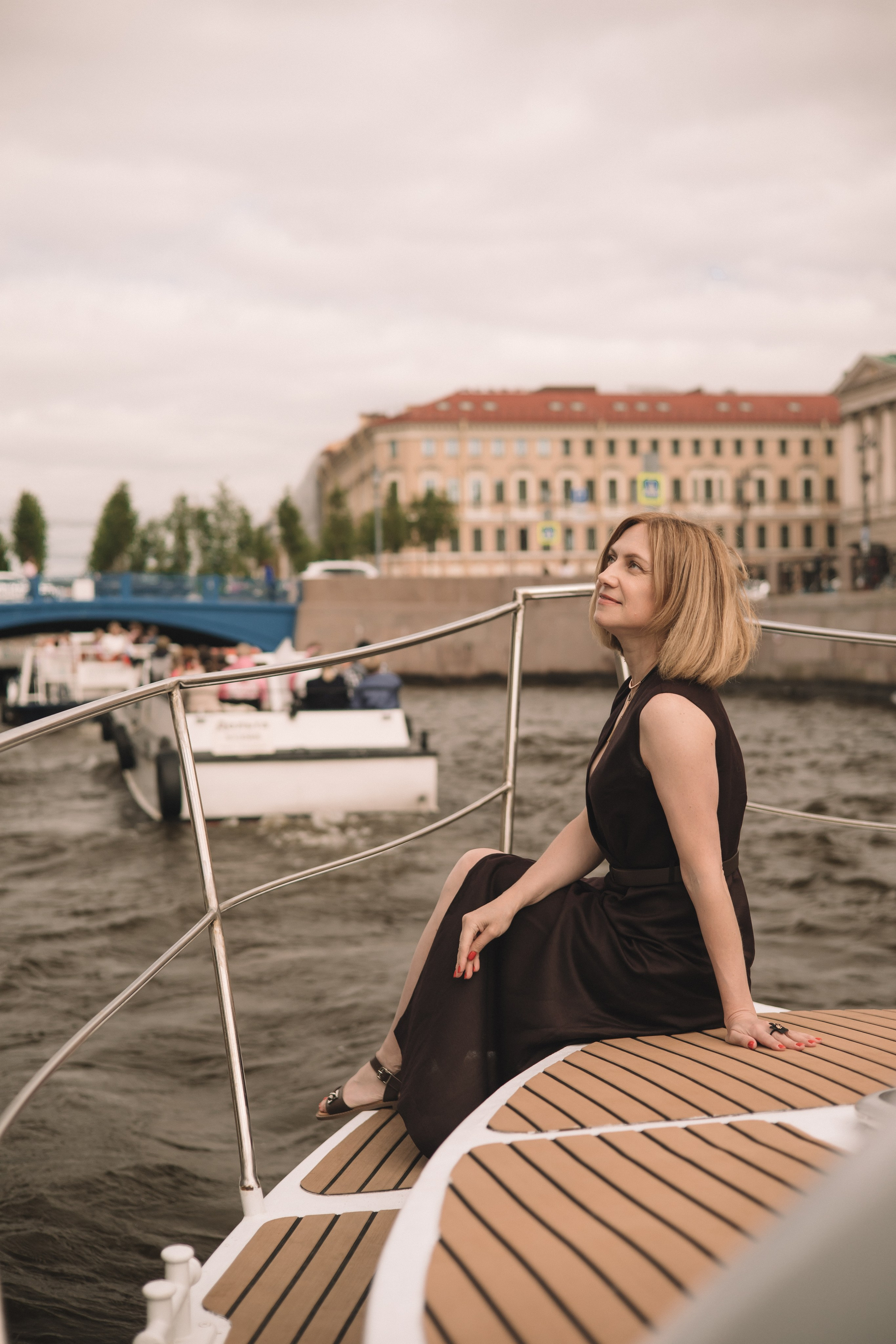 День Рождения на катере. Семейный фотограф в Санкт-Петербурге. Запечатление мгновений и ярких воспоминаний в Вашей жизни