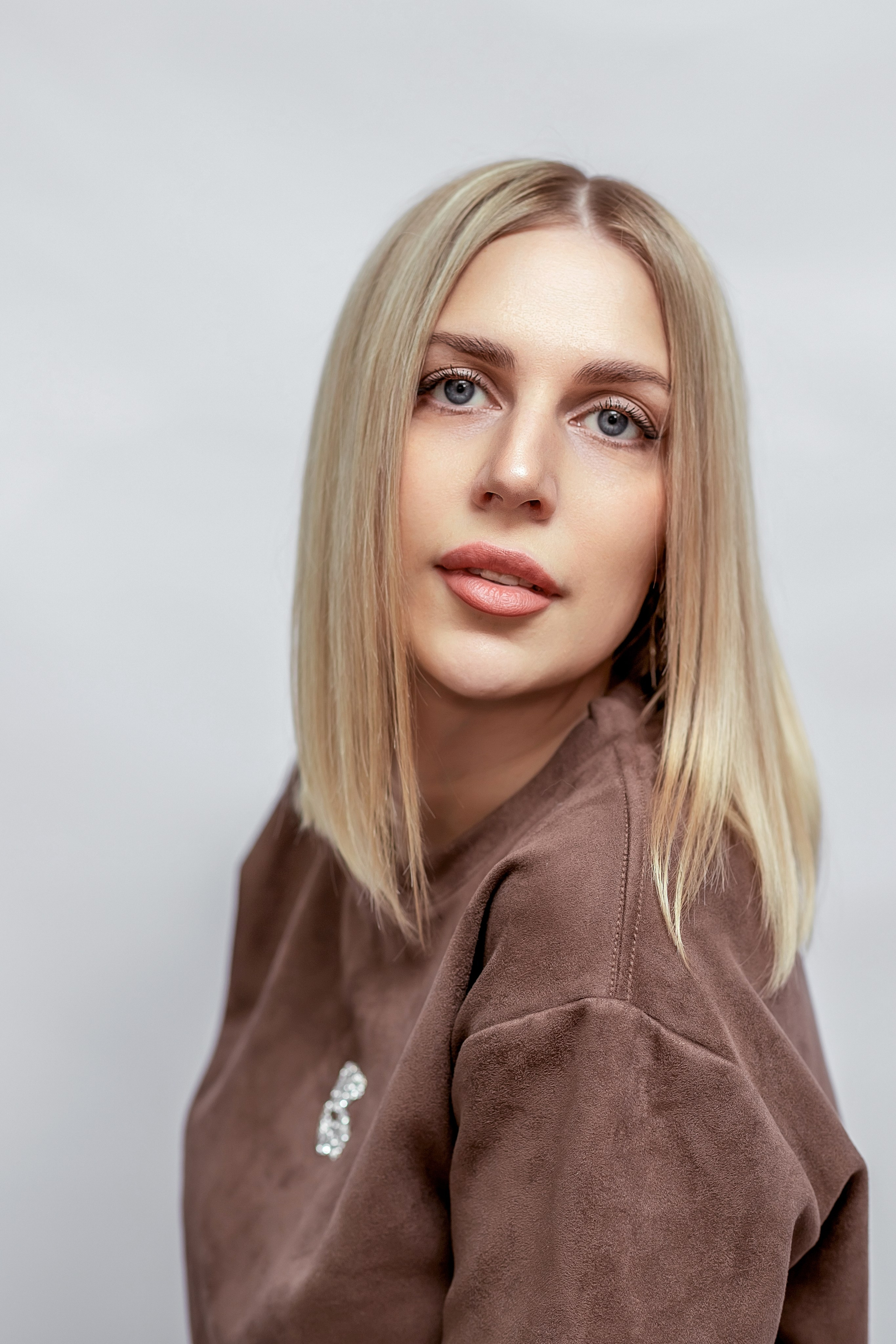 СТУДИЙНЫЙ минимализм ЖЕНСКИЙ. Фотограф Алина Лебедь