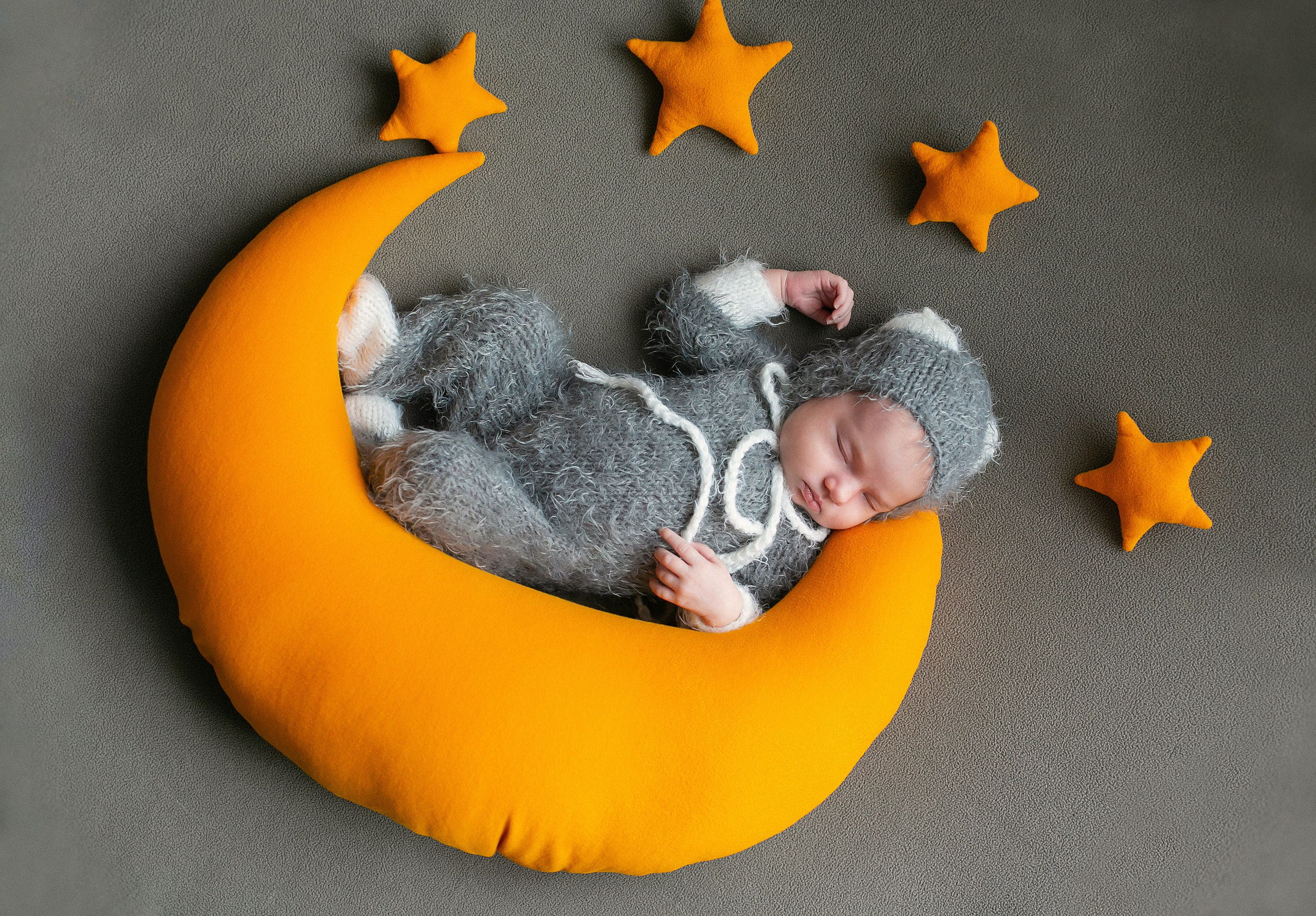 Новорожденные. Фотограф новорожденных и семейный фотограф НСО г. Бердск Марина Львова