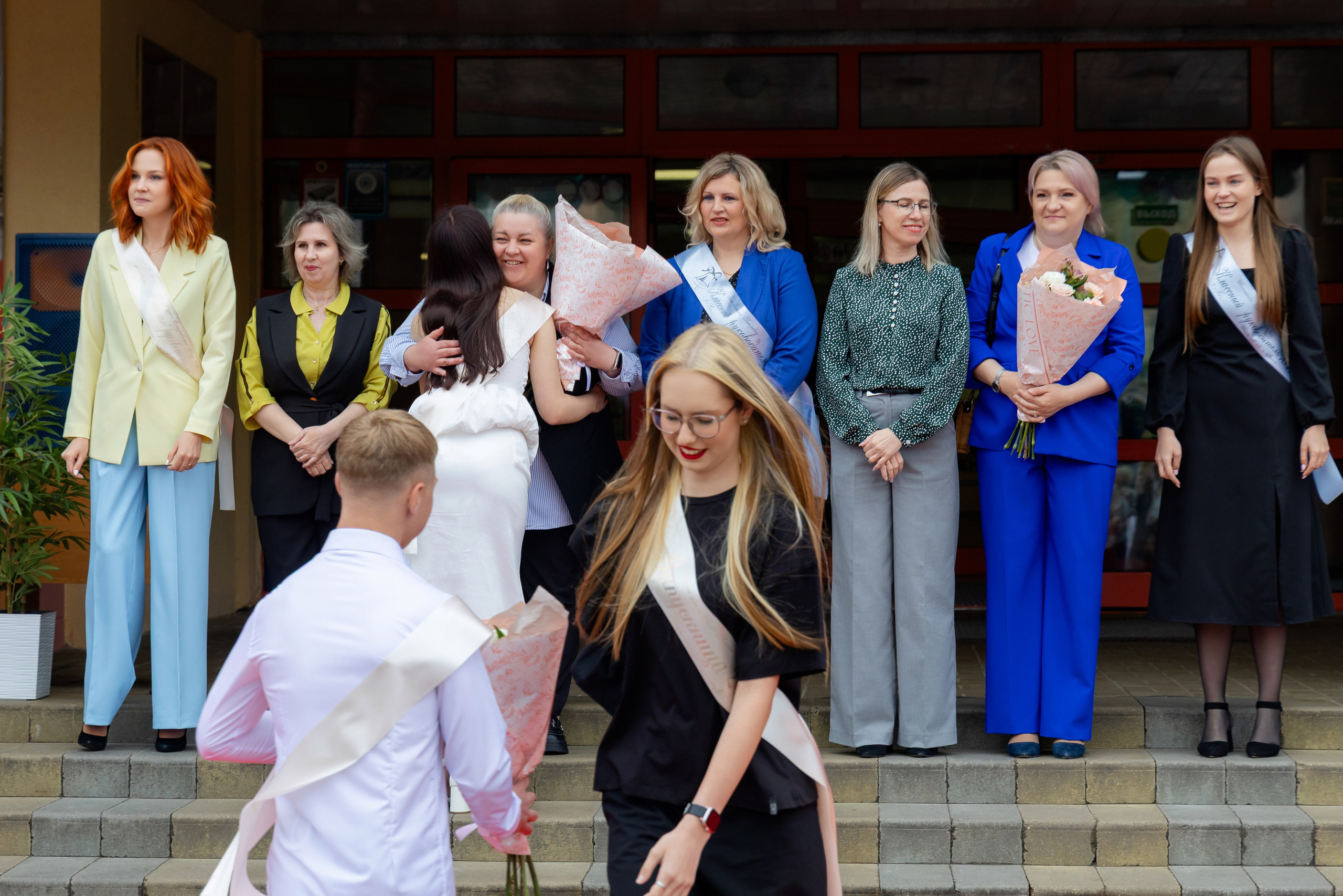 Последний звонок 2025 в Минске. Свадебный фотограф в Минске/Беларуси Сергей Спиридонов