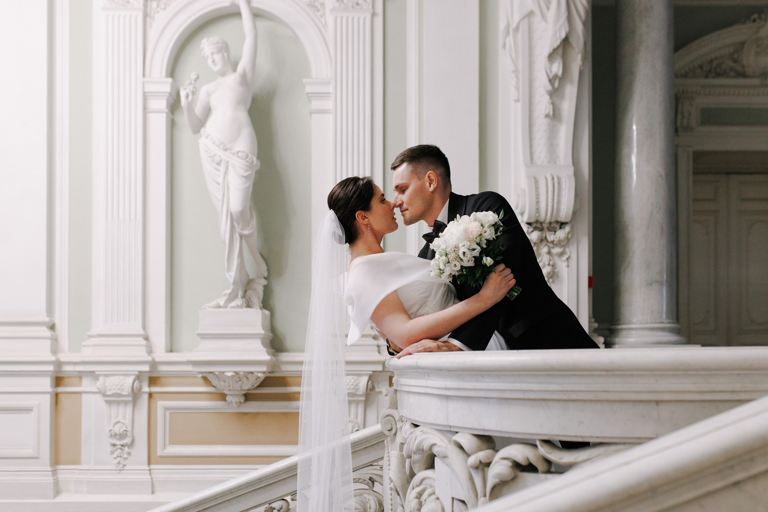 Фотограф на свадьбу в Санкт Петербурге. Свадебный фотограф СПБ