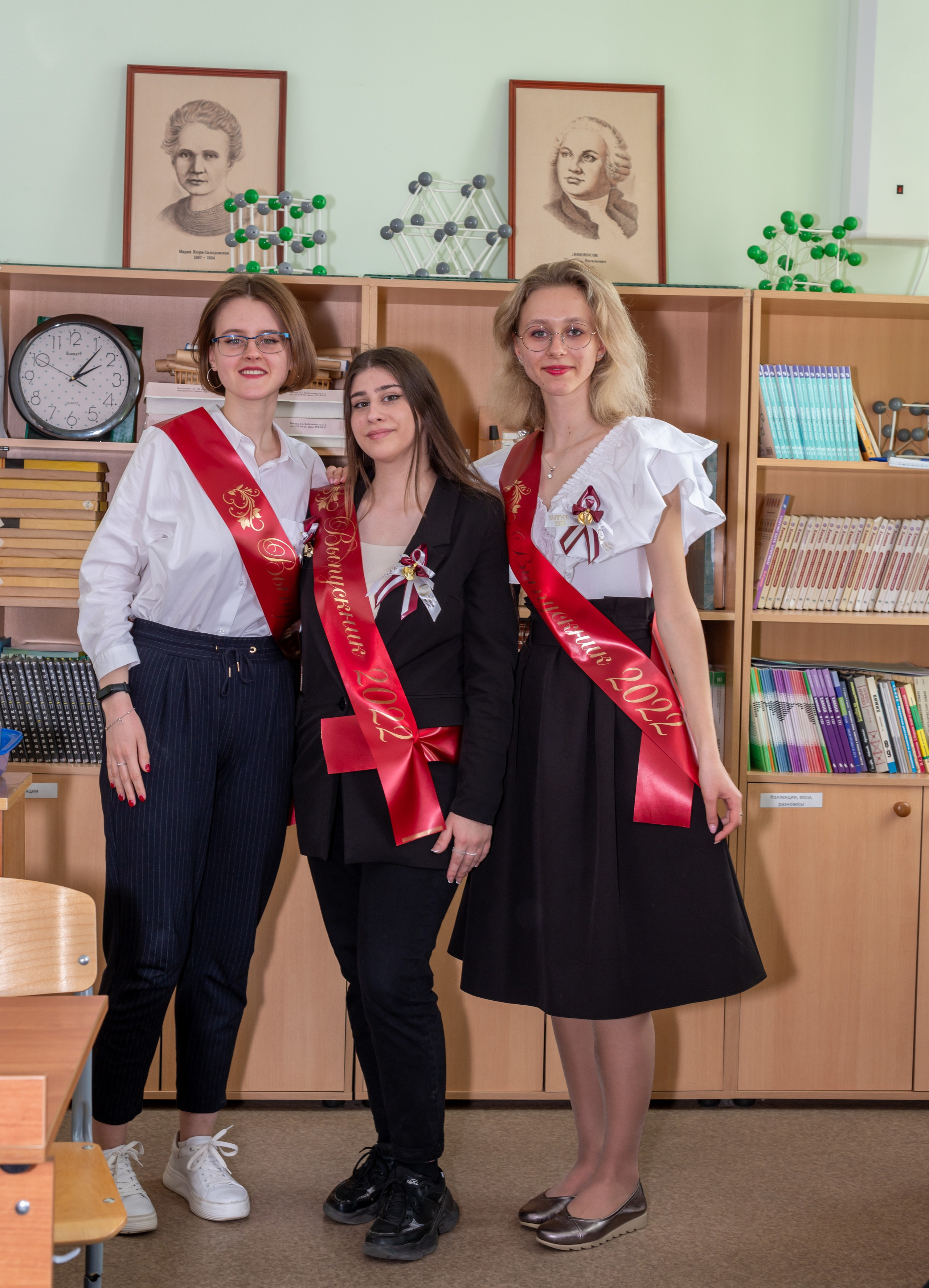 Последний звонок Школа 1412. Детский и семейный фотограф г. Москва Оксана Катаджи